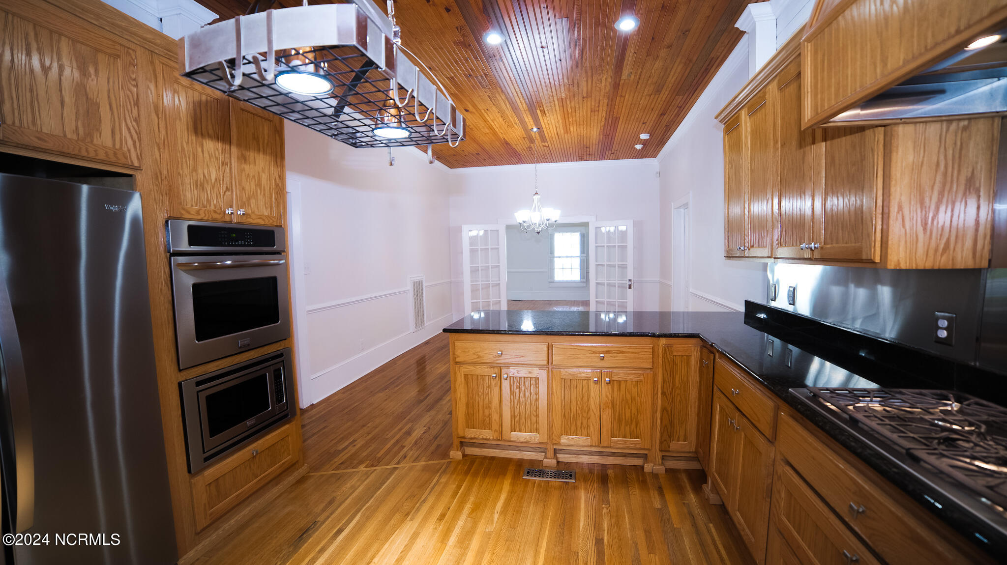 505 N Madison Street Property Photo 35
