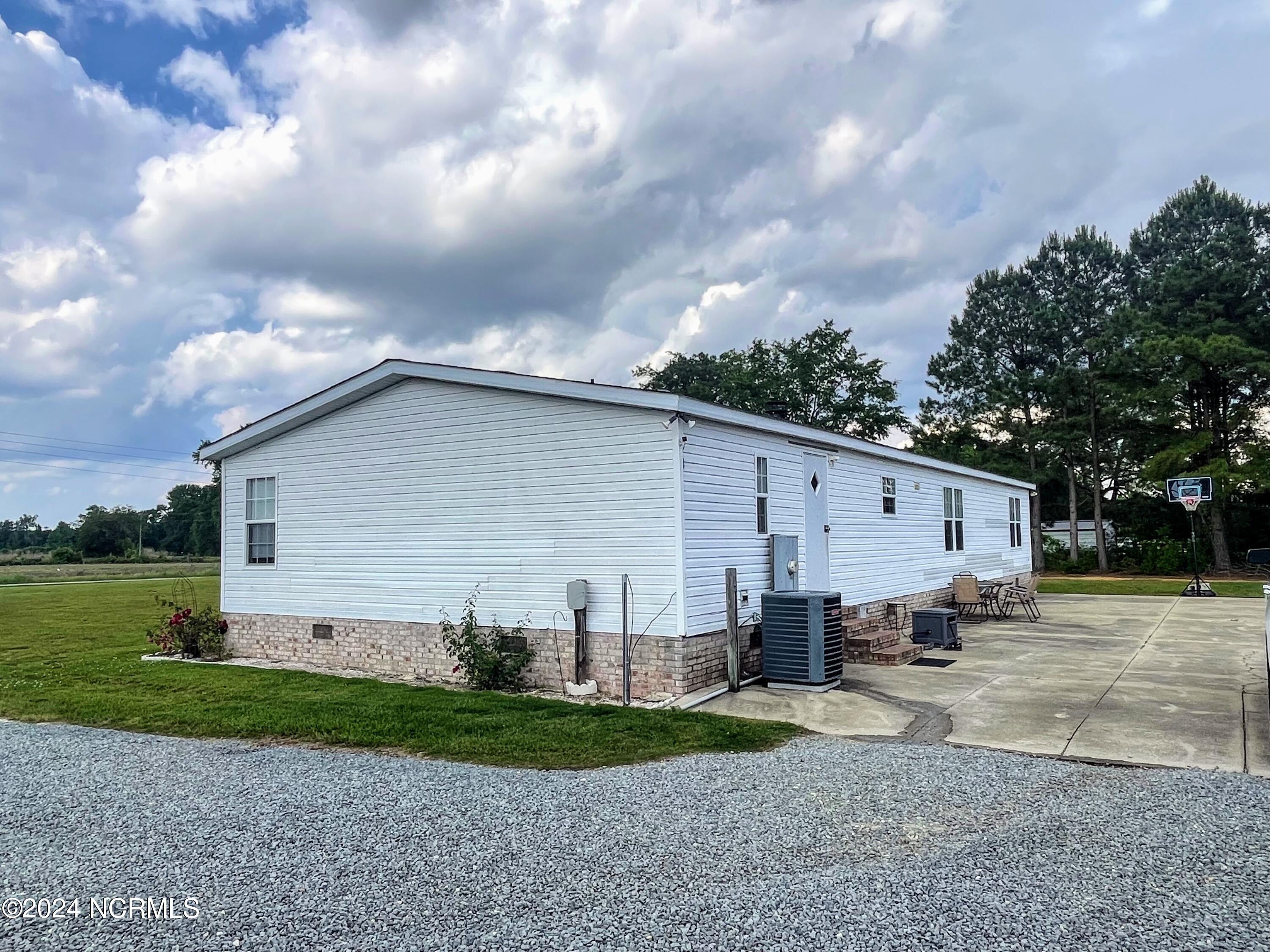 1331 Nixon Road Property Photo 6