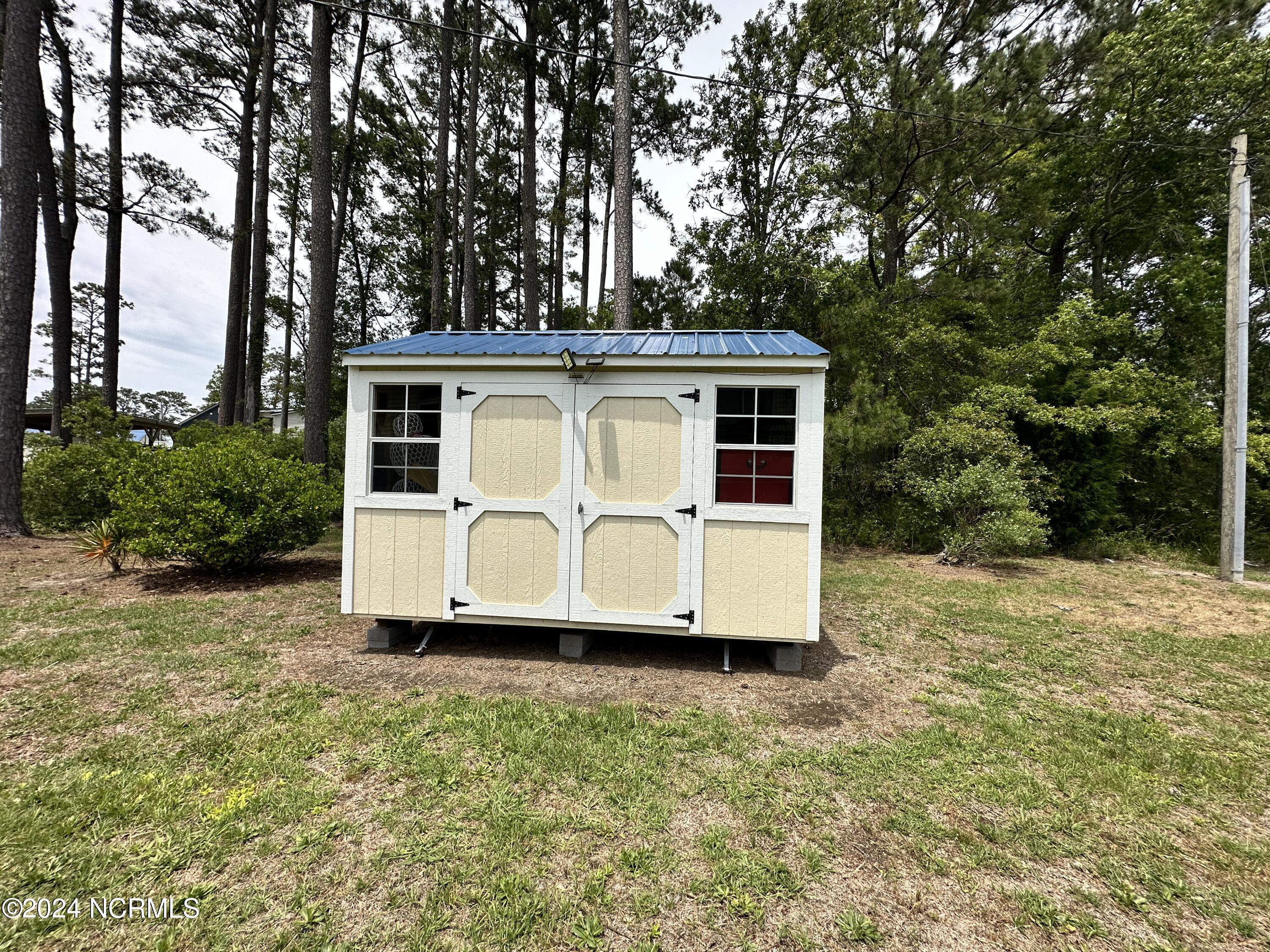 211 Riverview Lane Property Photo 45