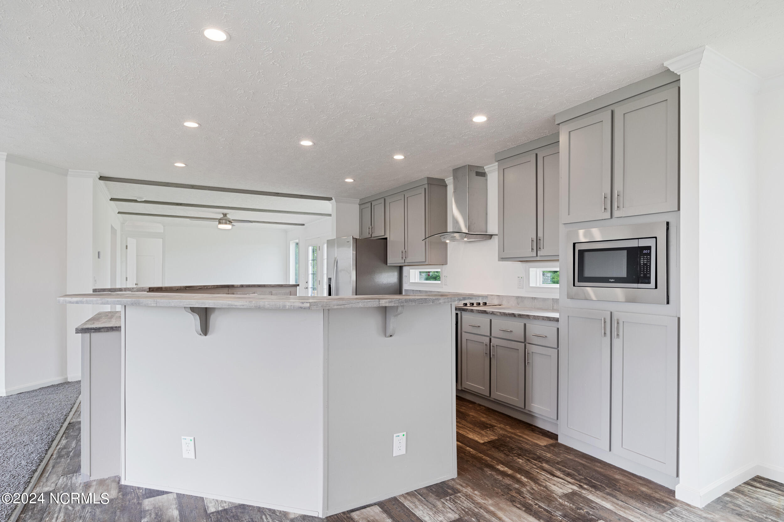 243 Wiccacon Road Property Photo 10