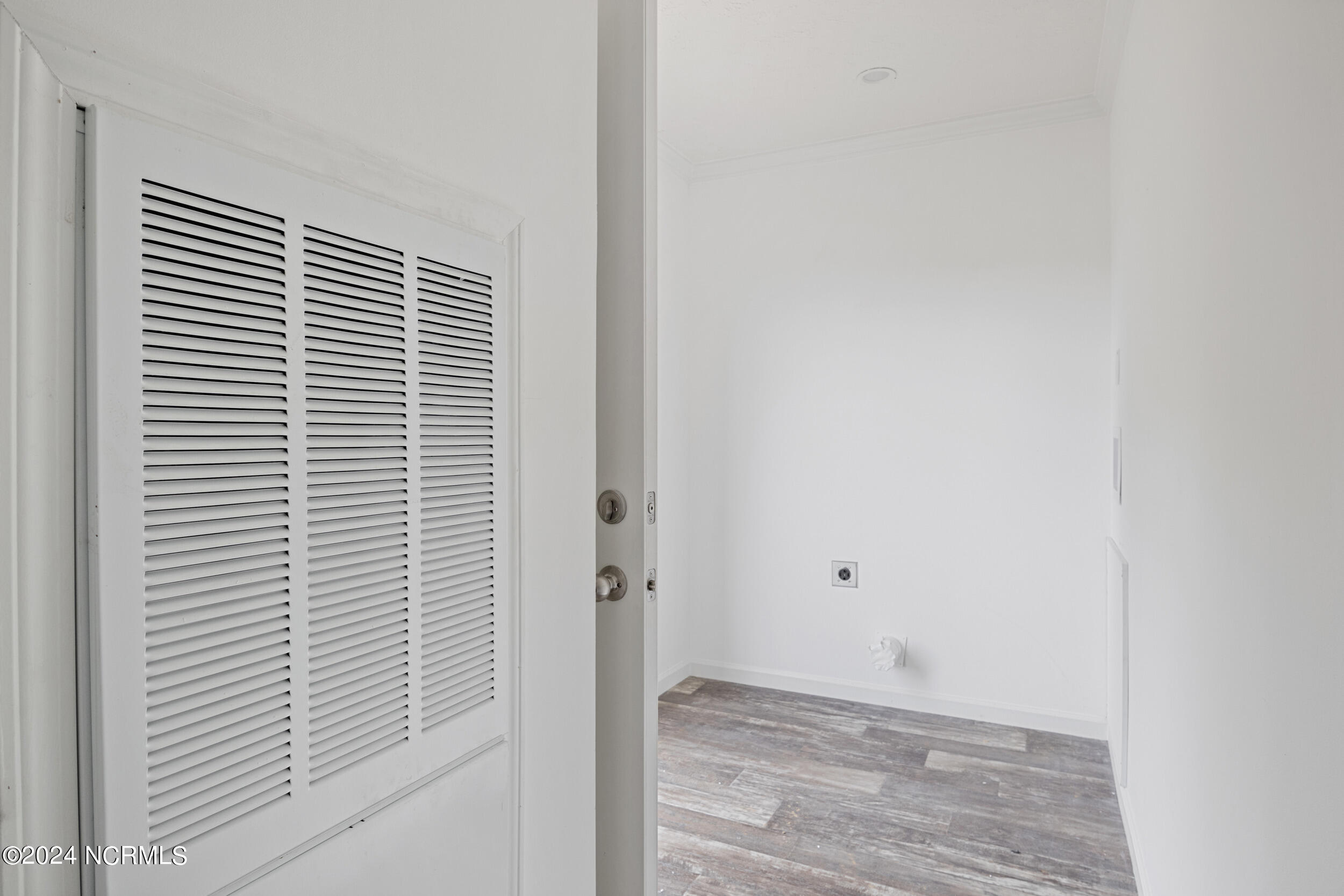 243 Wiccacon Road Property Photo 25