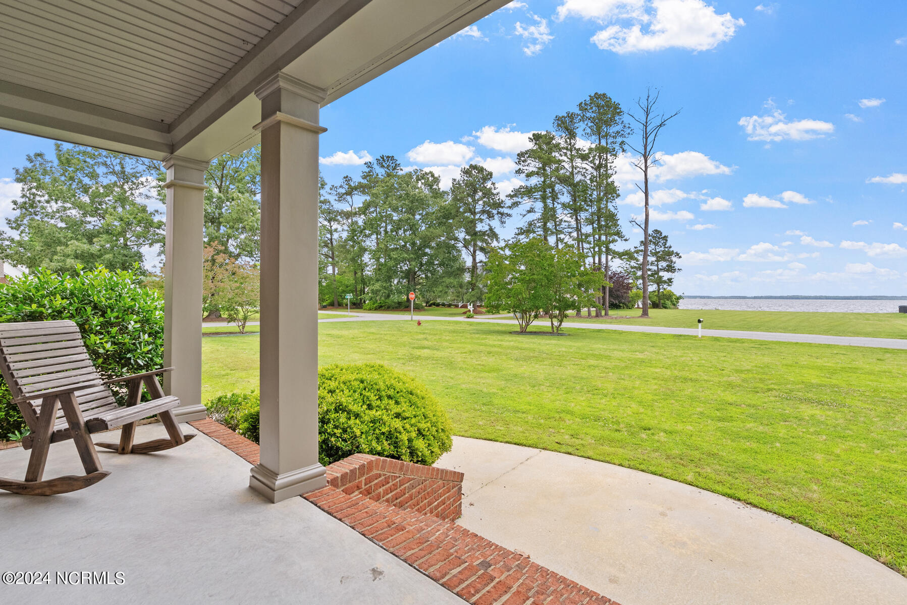 701 Small Drive Property Photo 4