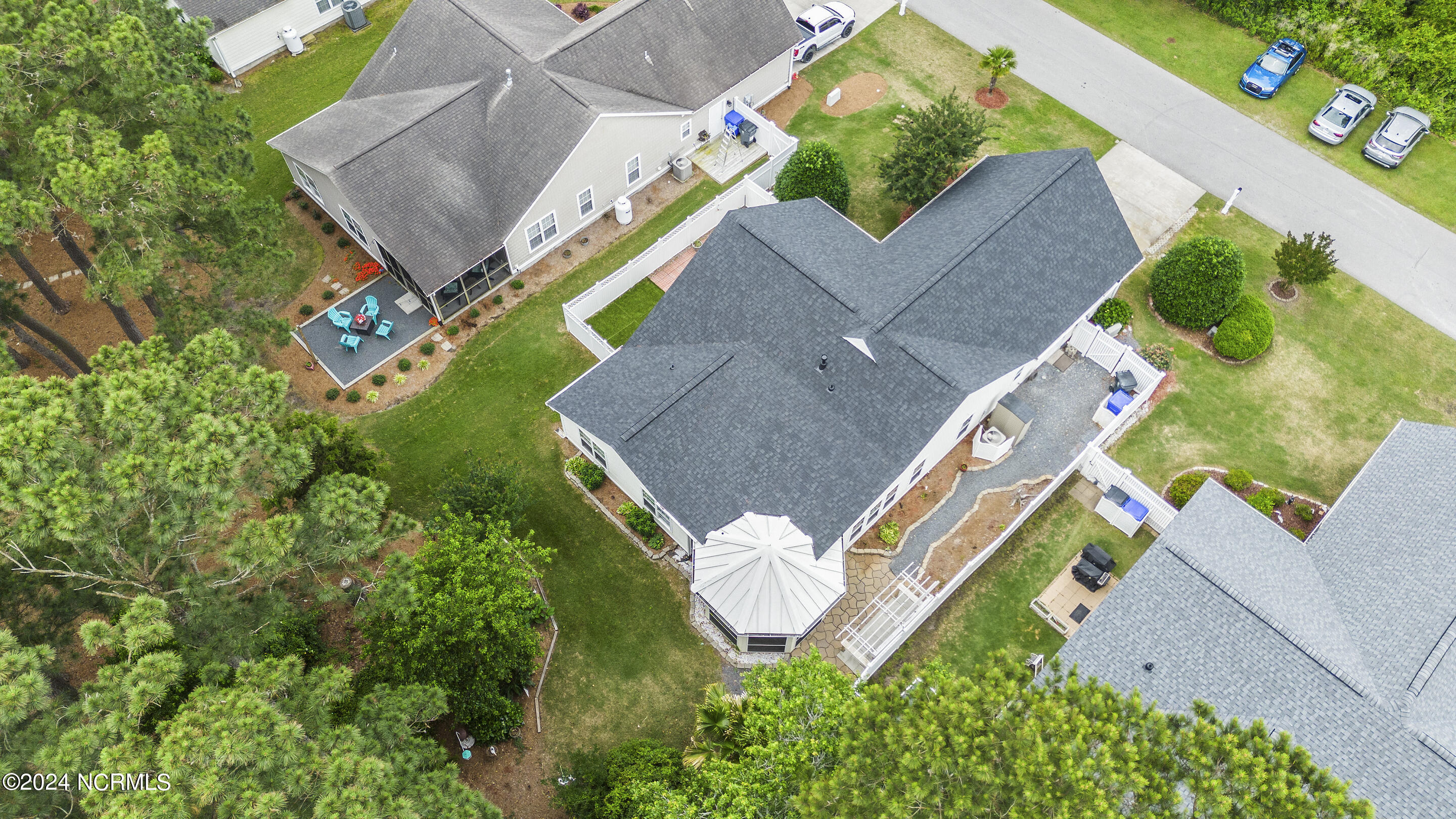 4989 Glen Cove Drive Property Photo 29