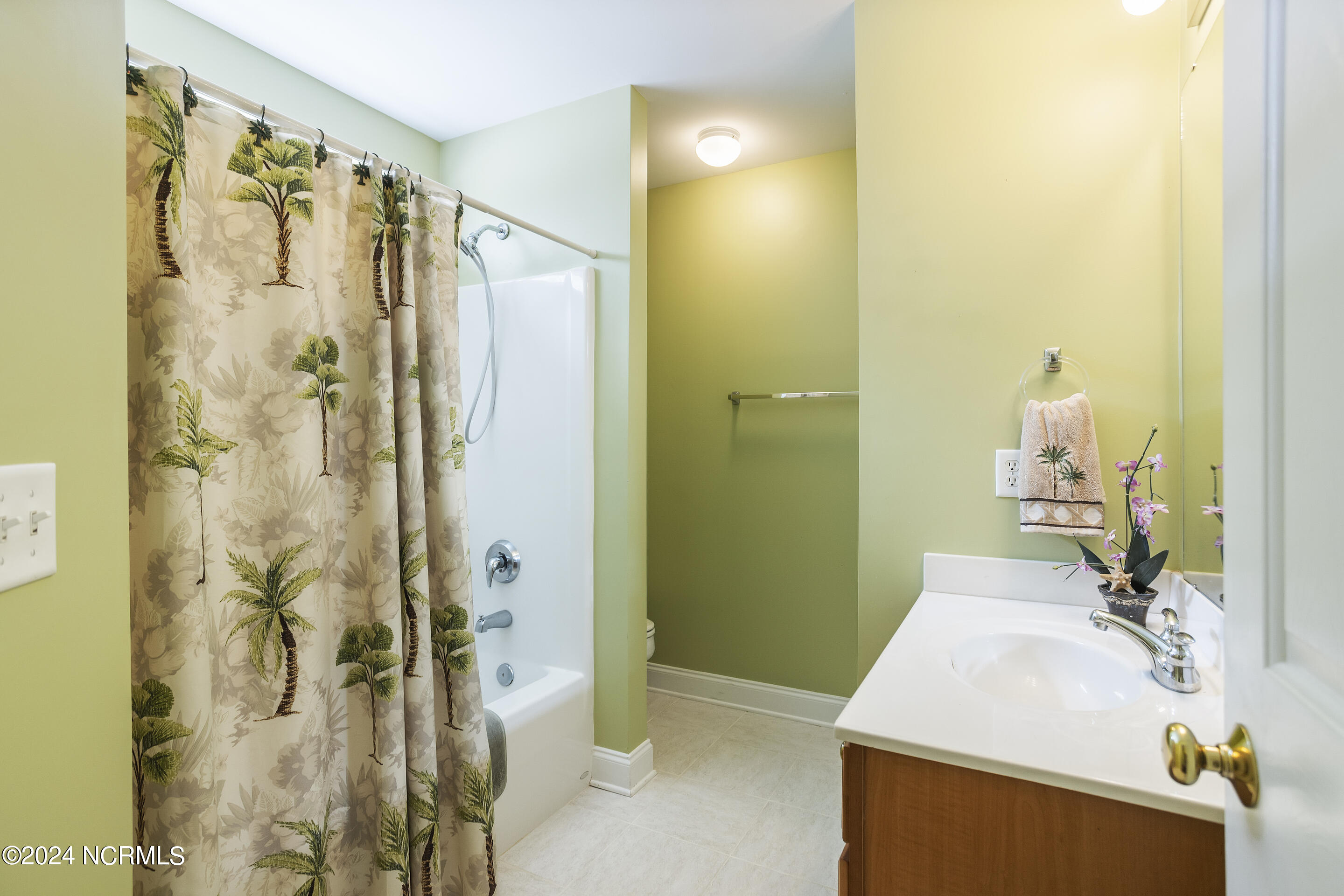 4989 Glen Cove Drive Property Photo 30