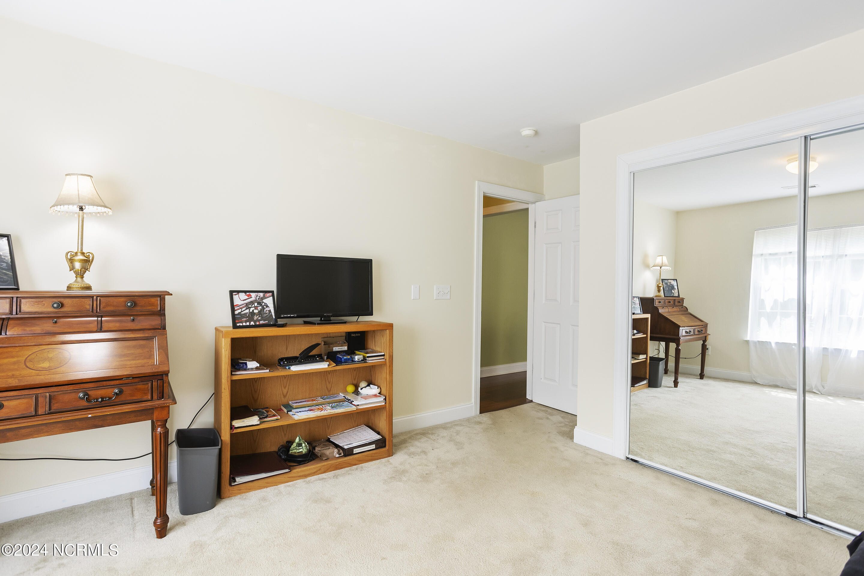 4989 Glen Cove Drive Property Photo 41