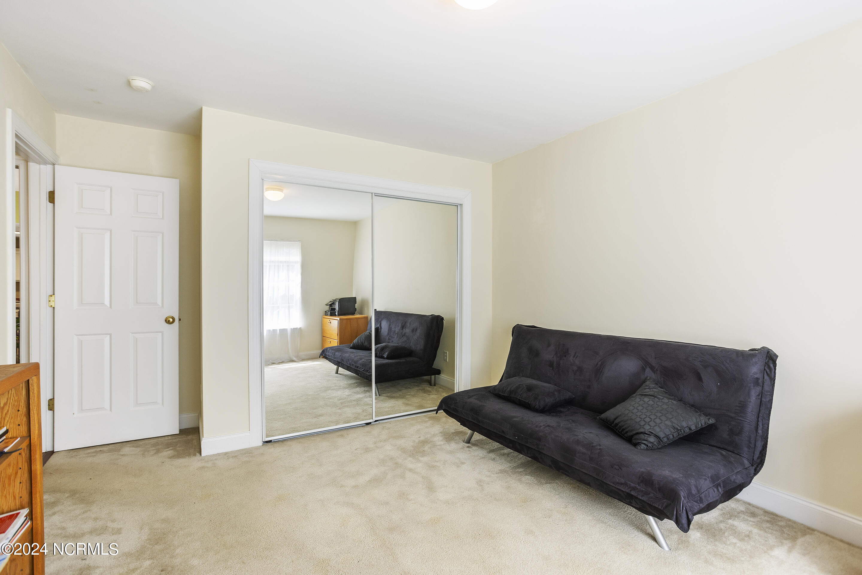 4989 Glen Cove Drive Property Photo 43