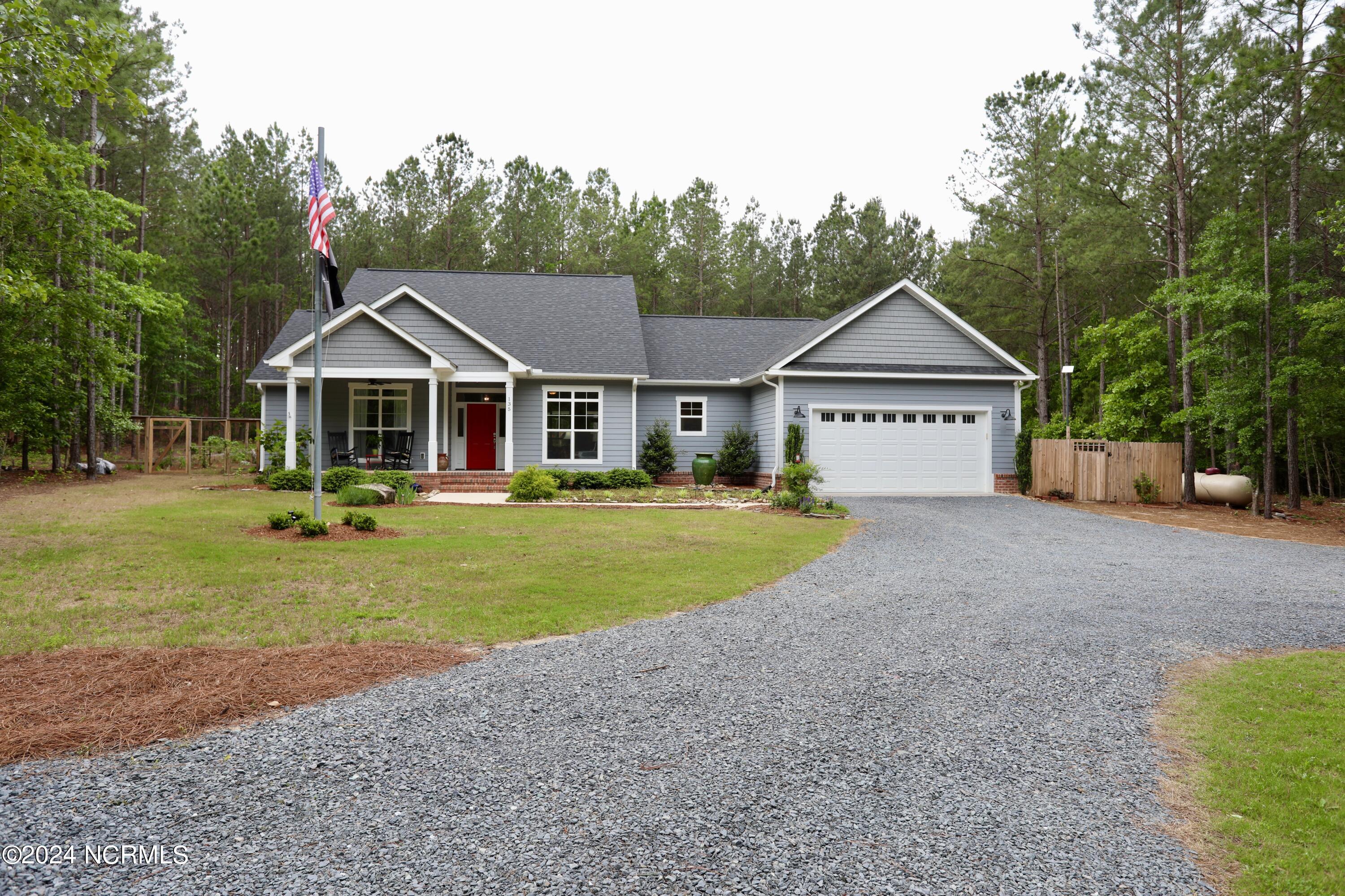 135 Autumn Ridge Property Photo 2