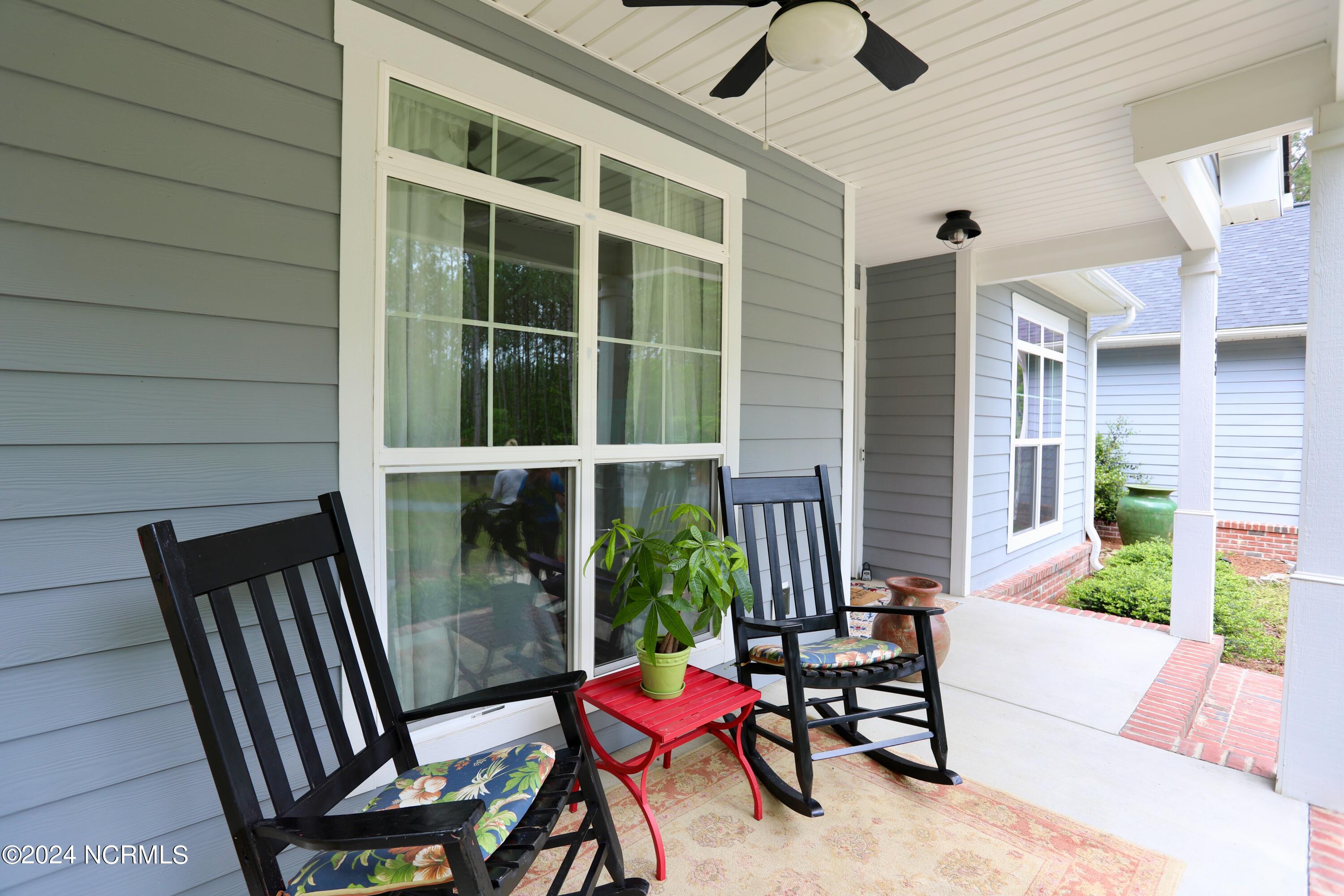 135 Autumn Ridge Property Photo 6