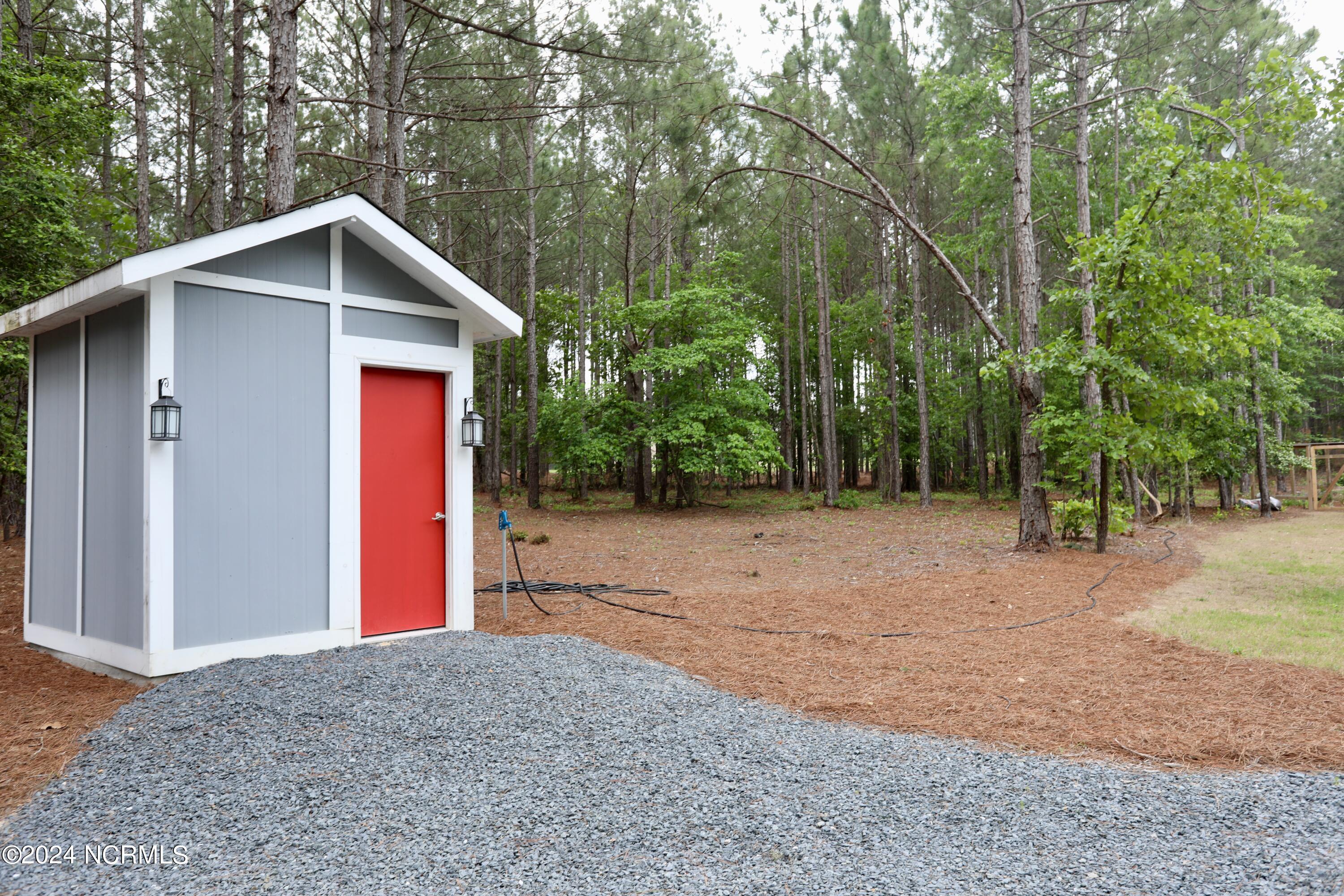 135 Autumn Ridge Property Photo 14