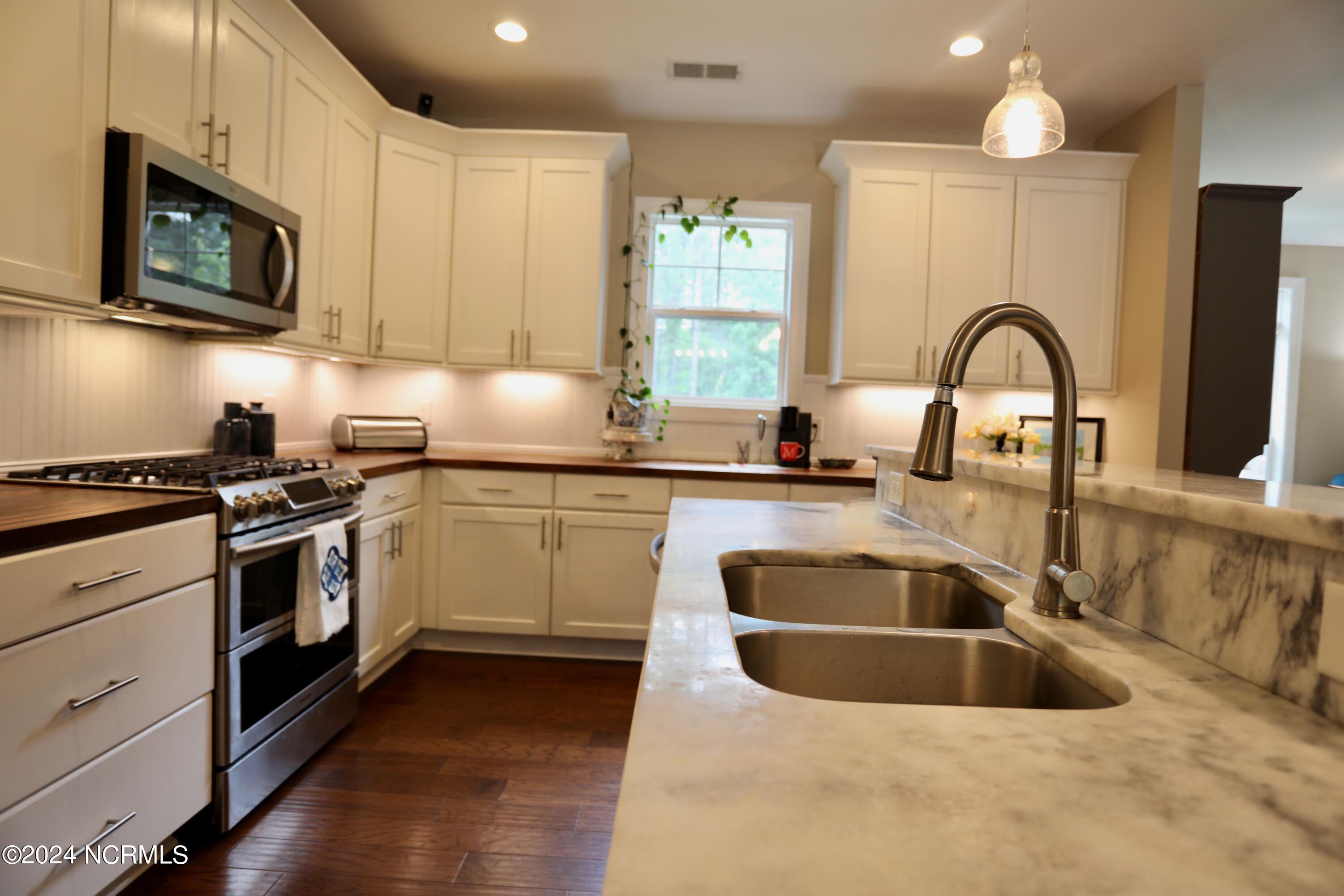 135 Autumn Ridge Property Photo 28