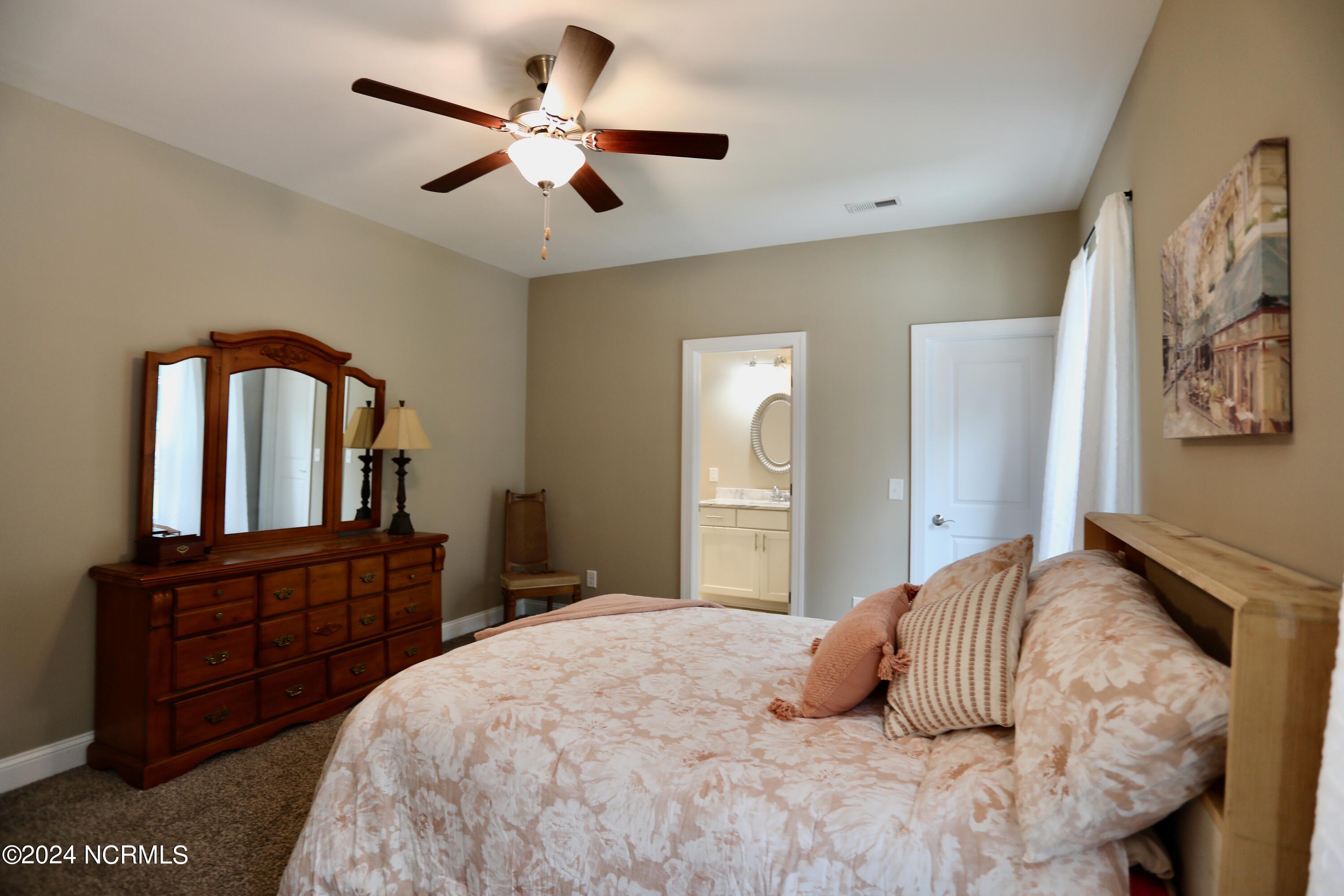 135 Autumn Ridge Property Photo 37