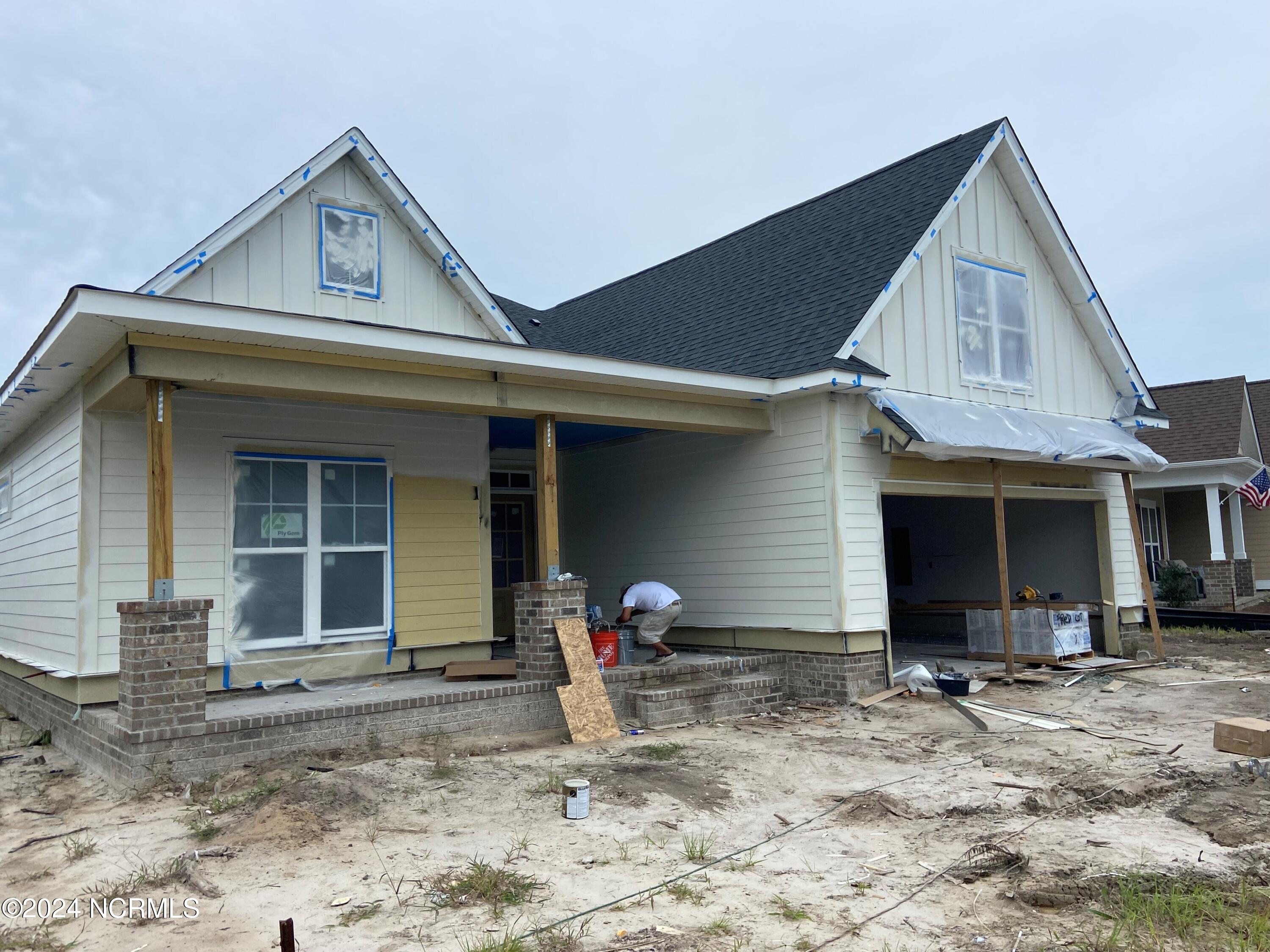 3419 Island Lakes Drive Property Photo 1
