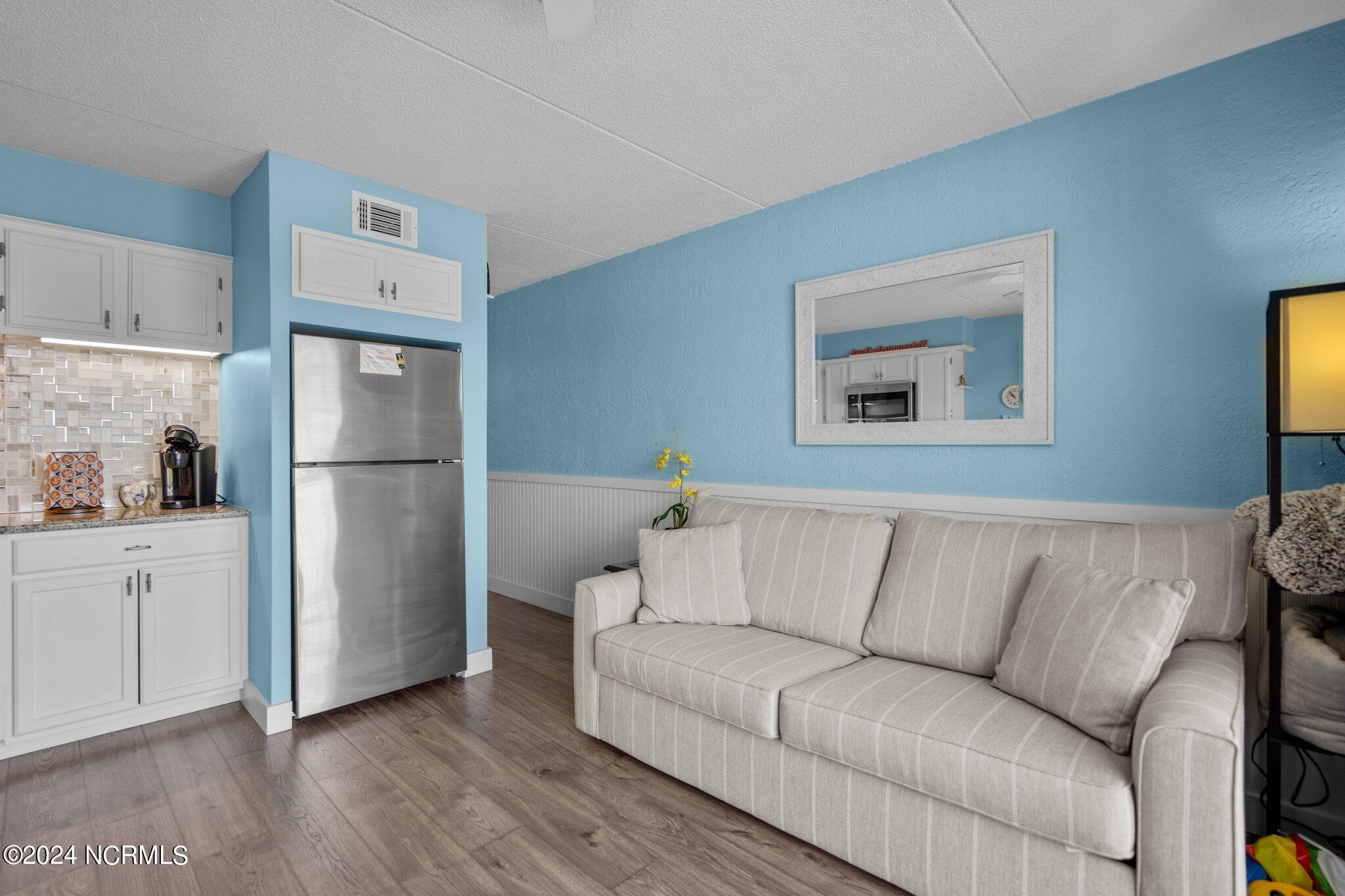 222 Carolina Beach Avenue 107 Property Photo 5