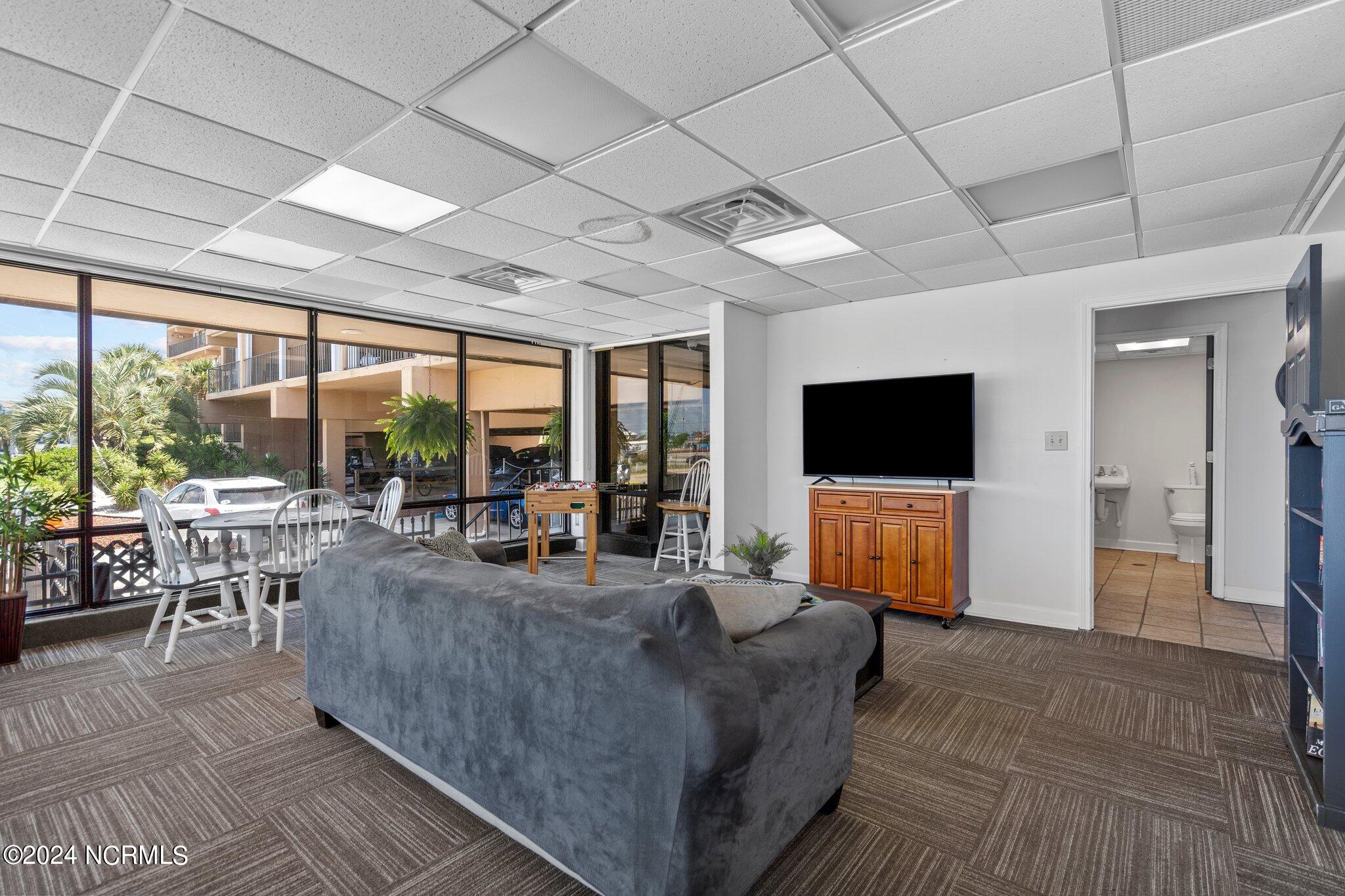 222 Carolina Beach Avenue 107 Property Photo 38