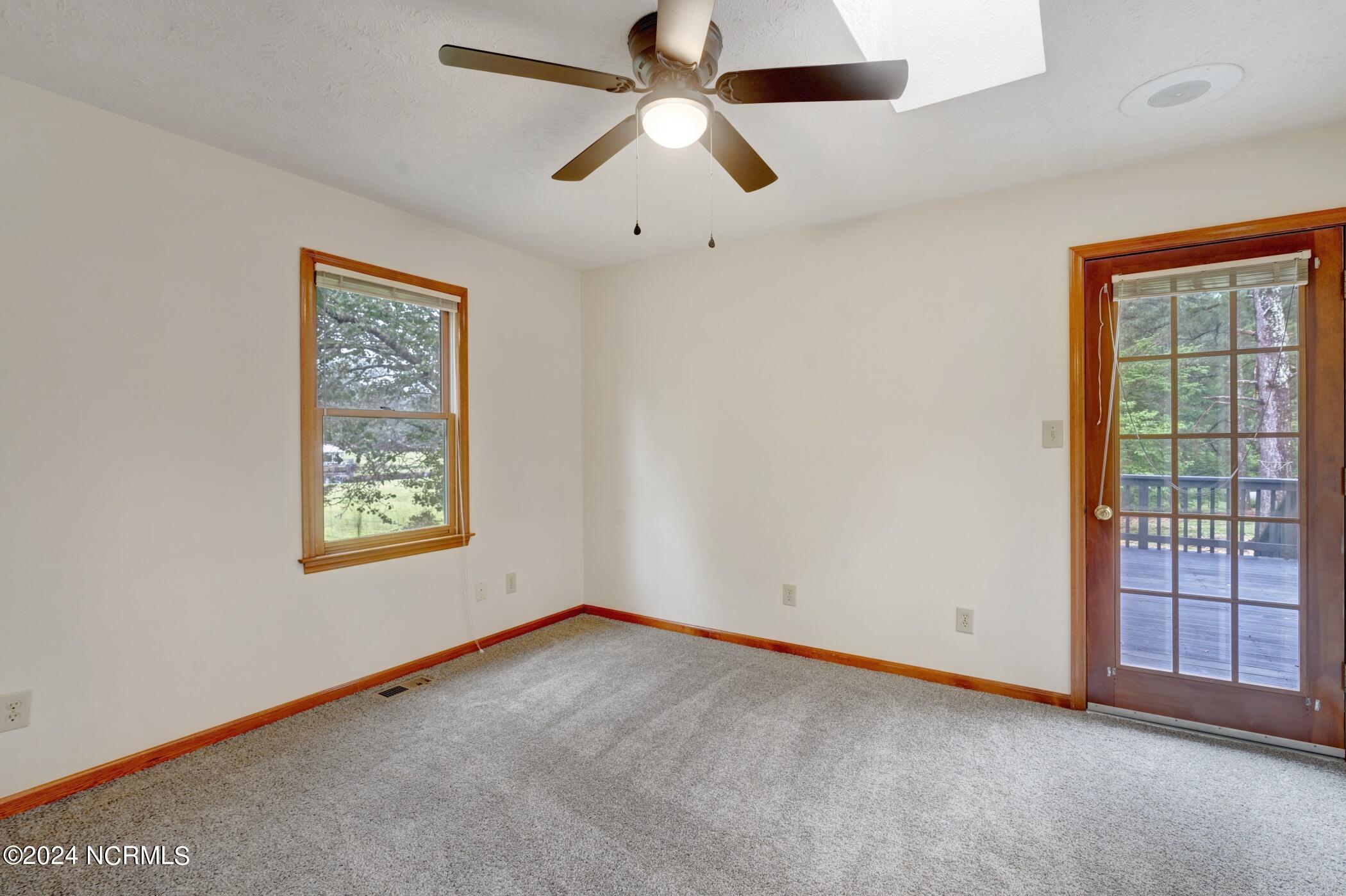 232 County Home Road Property Photo 32
