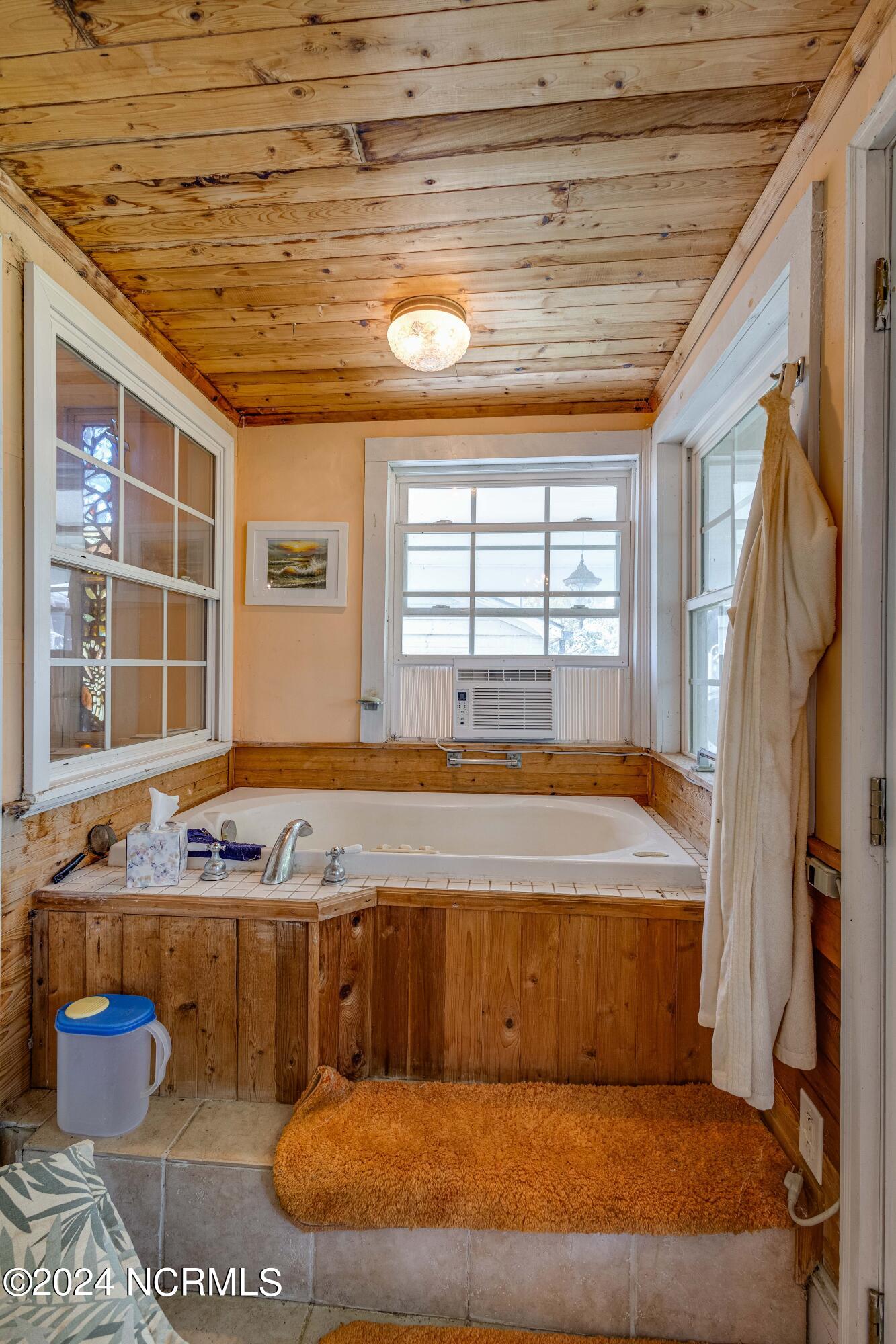 241 Riverview Street Property Photo 30