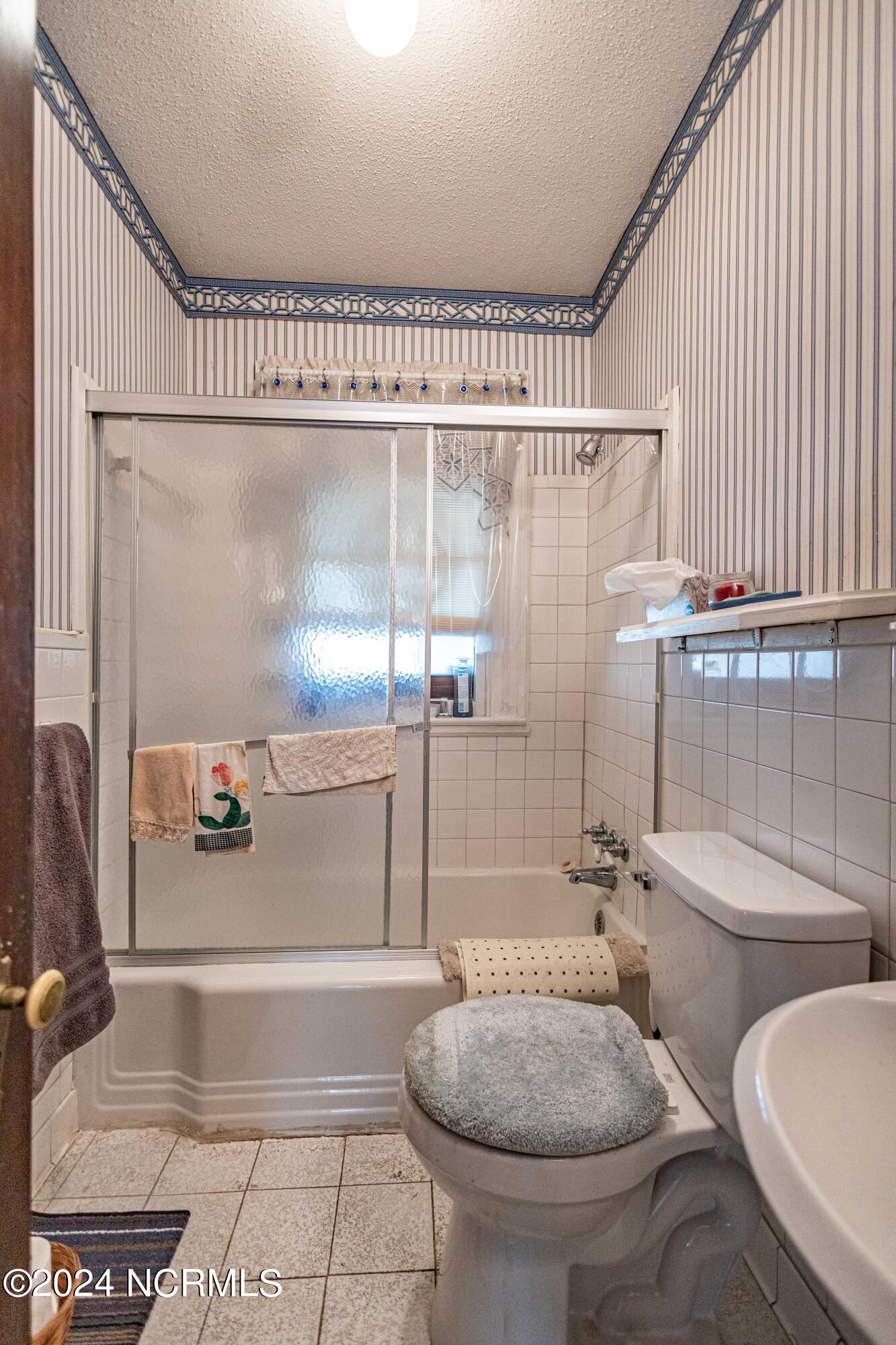 241 Riverview Street Property Photo 35