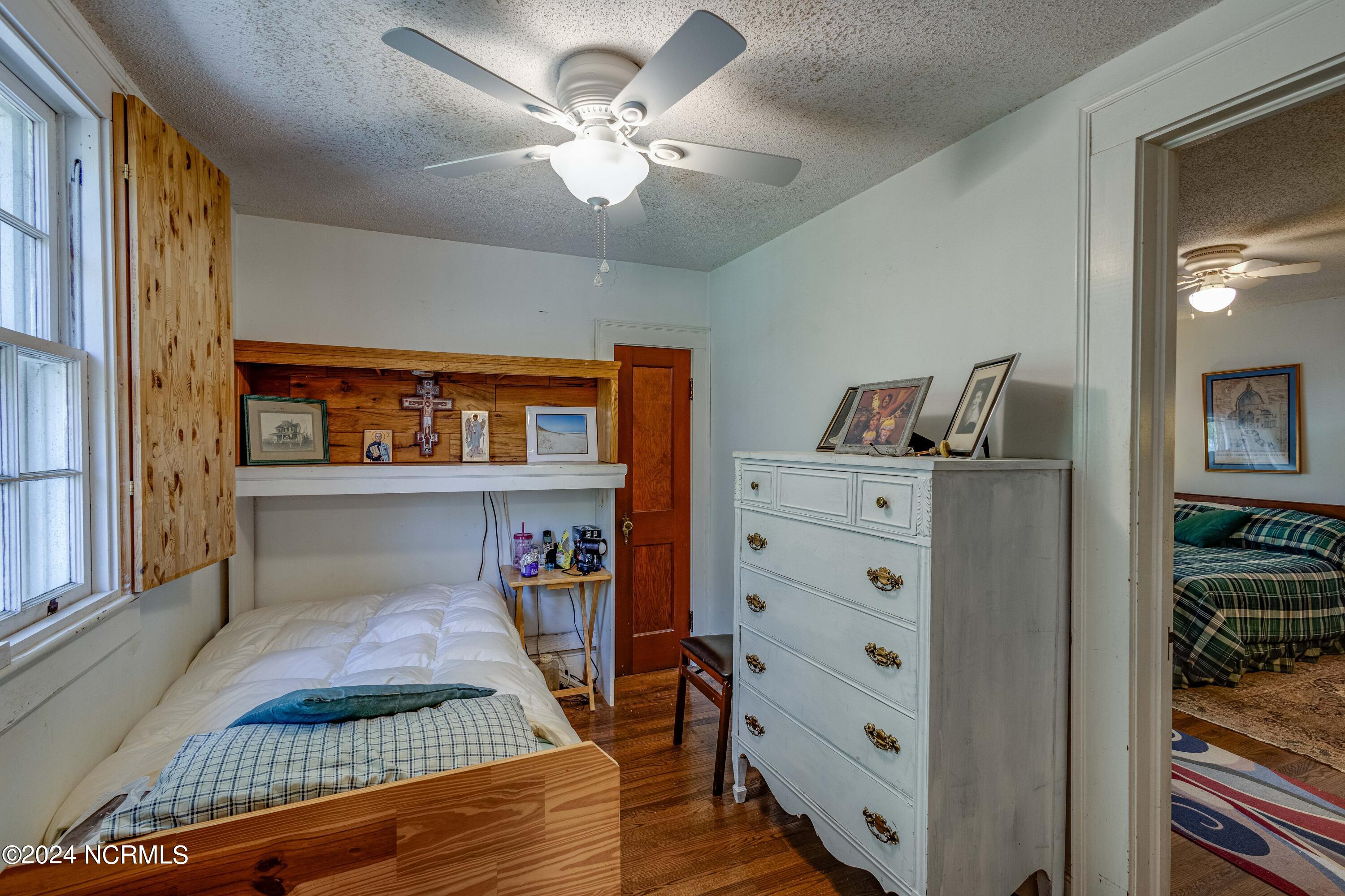 241 Riverview Street Property Photo 37