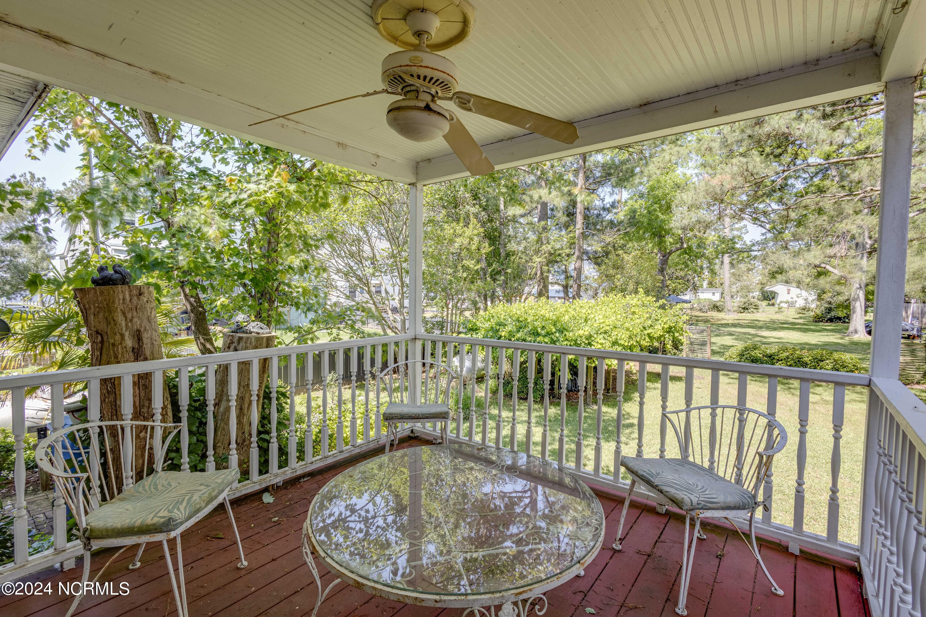 241 Riverview Street Property Photo 45