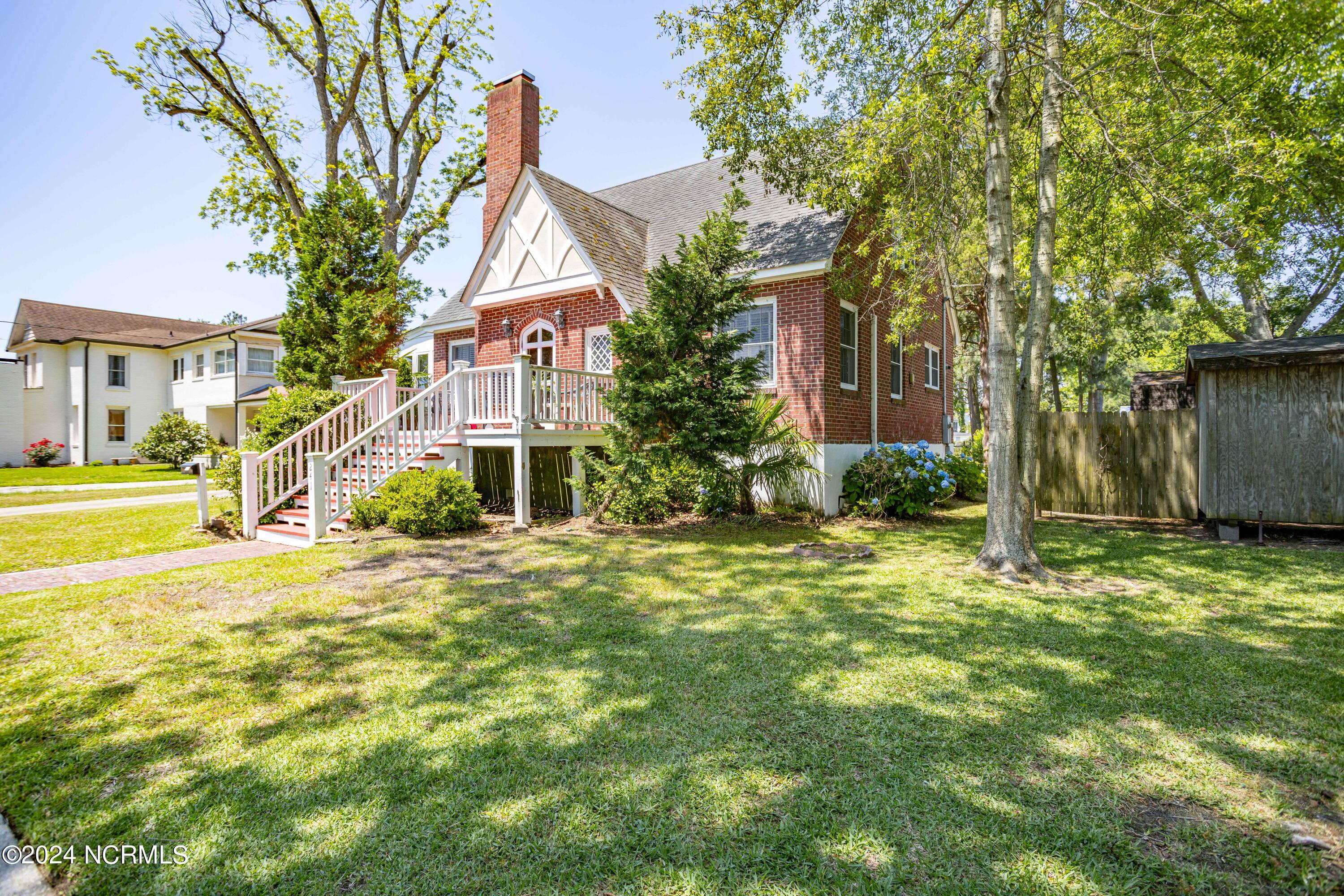 241 Riverview Street Property Photo 60