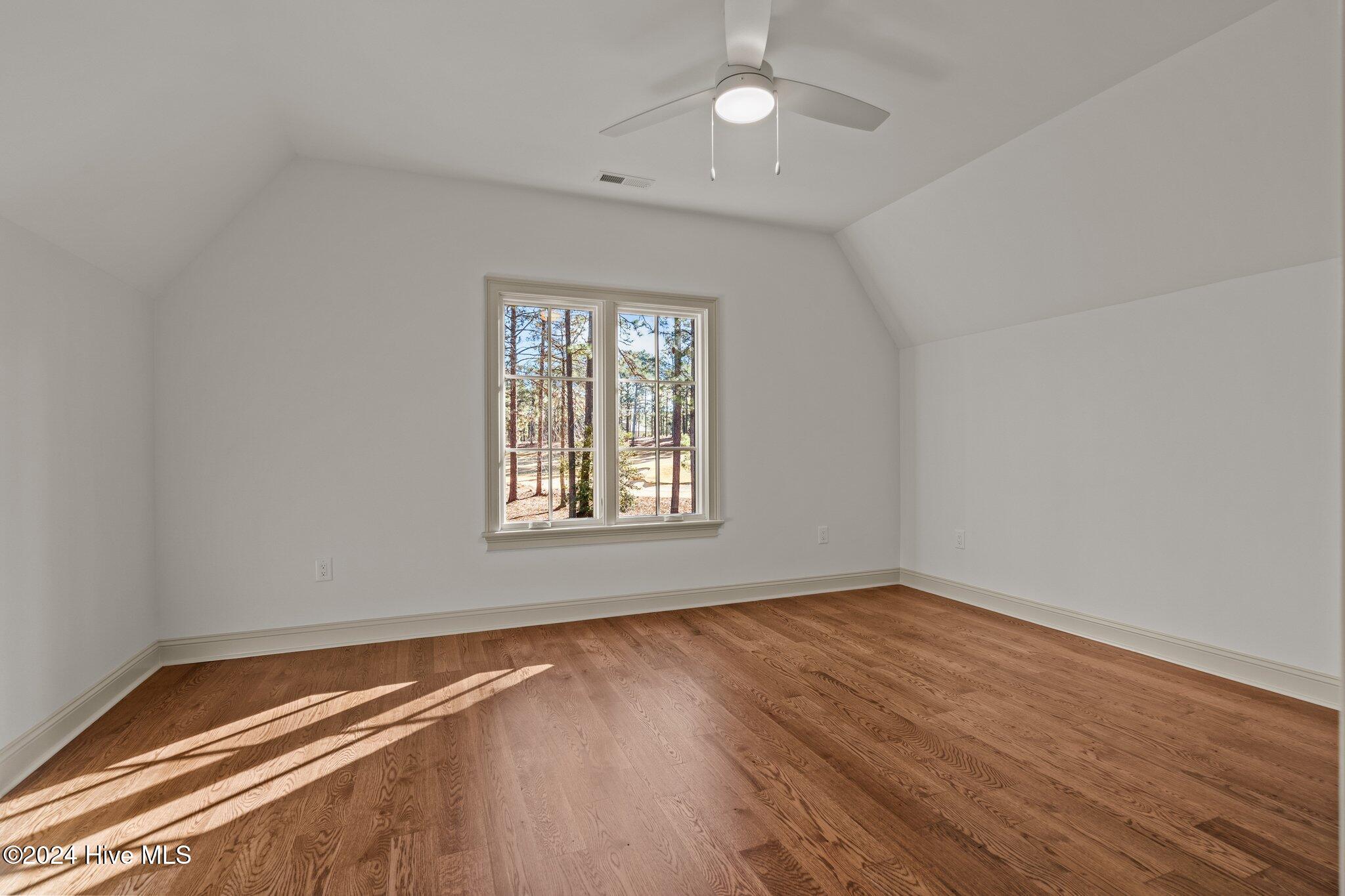 124 Westwood Road Property Photo 33