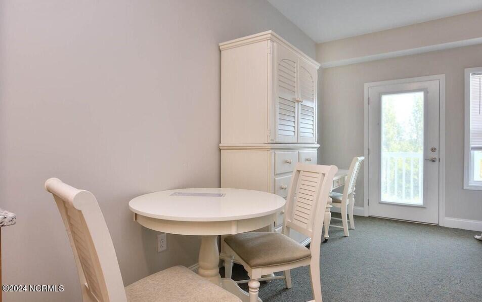 704 E Moore Street 116 Property Photo 9