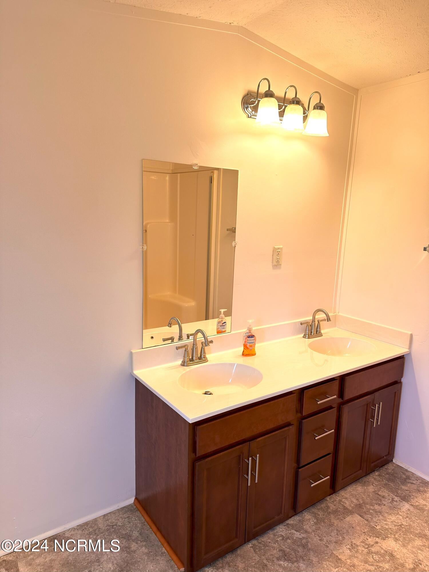 119 Canal Street Property Photo 12