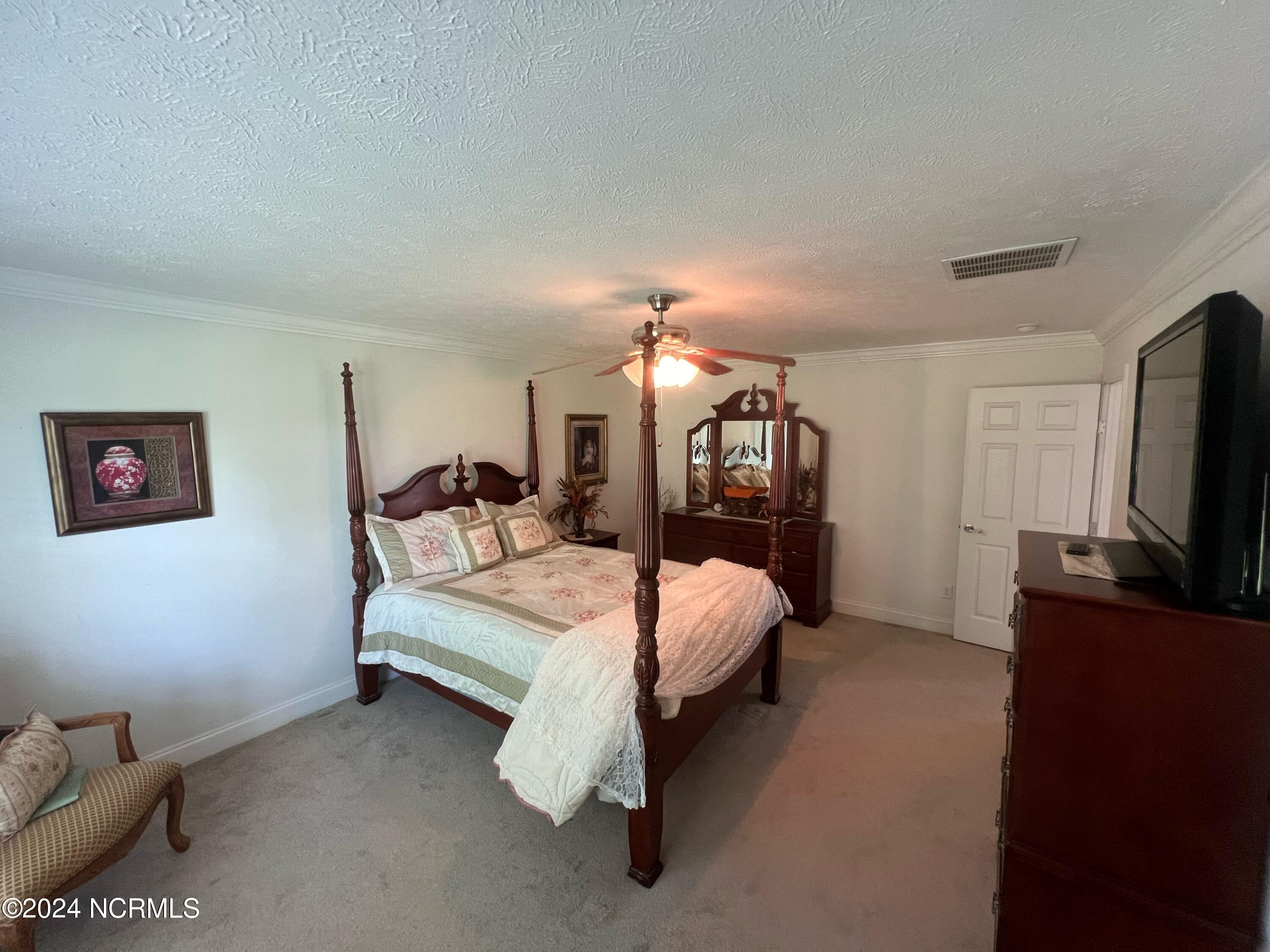 10489 Haynes Lennon Highway Property Photo 10
