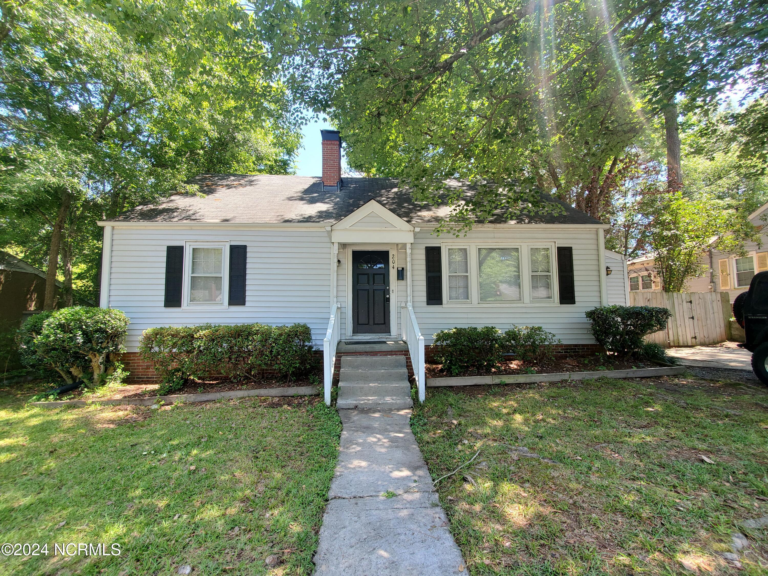 204 N Eastern Street Property Photo 1