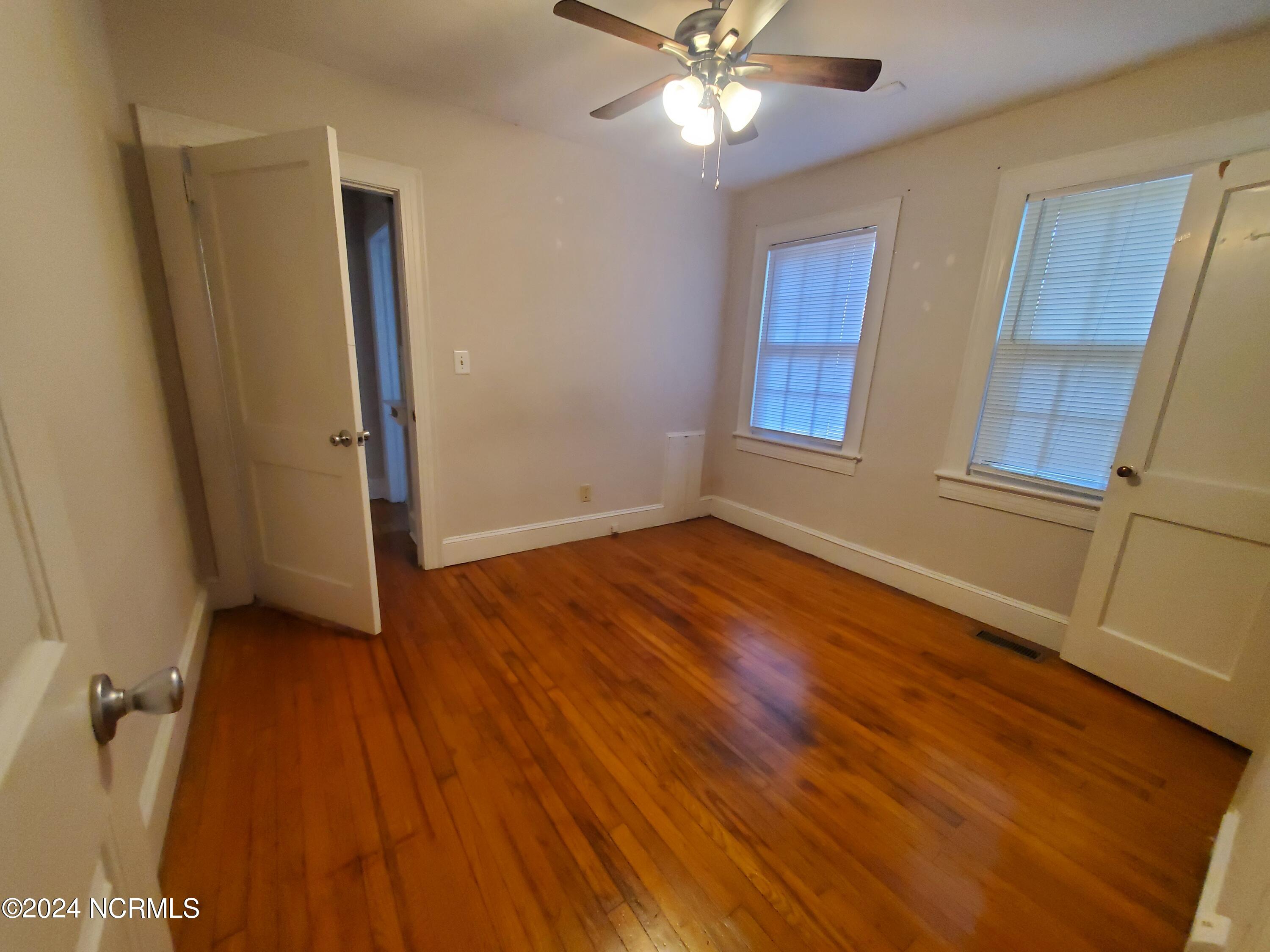 204 N Eastern Street Property Photo 8