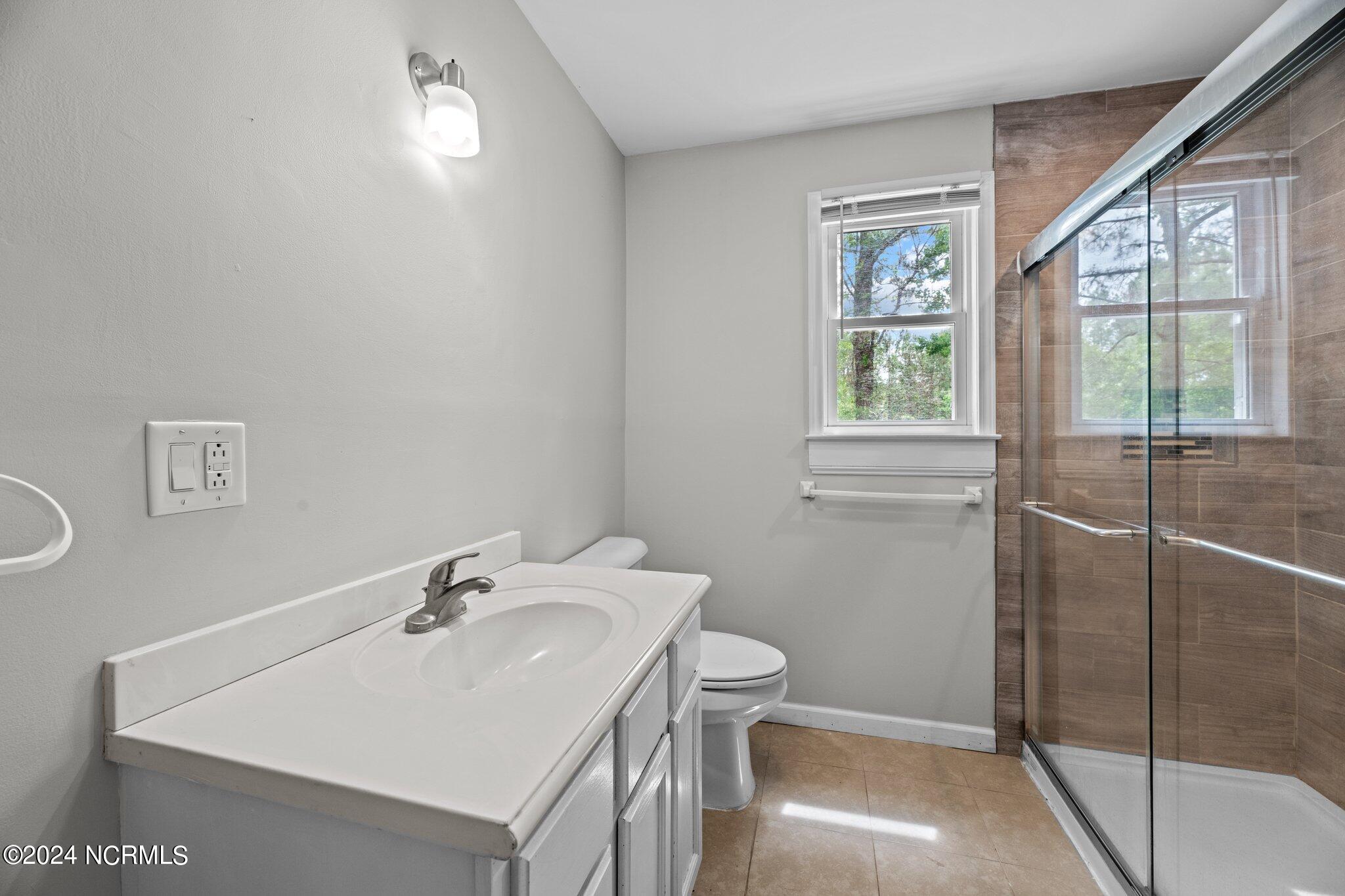 921 Hurricane Court Property Photo 10