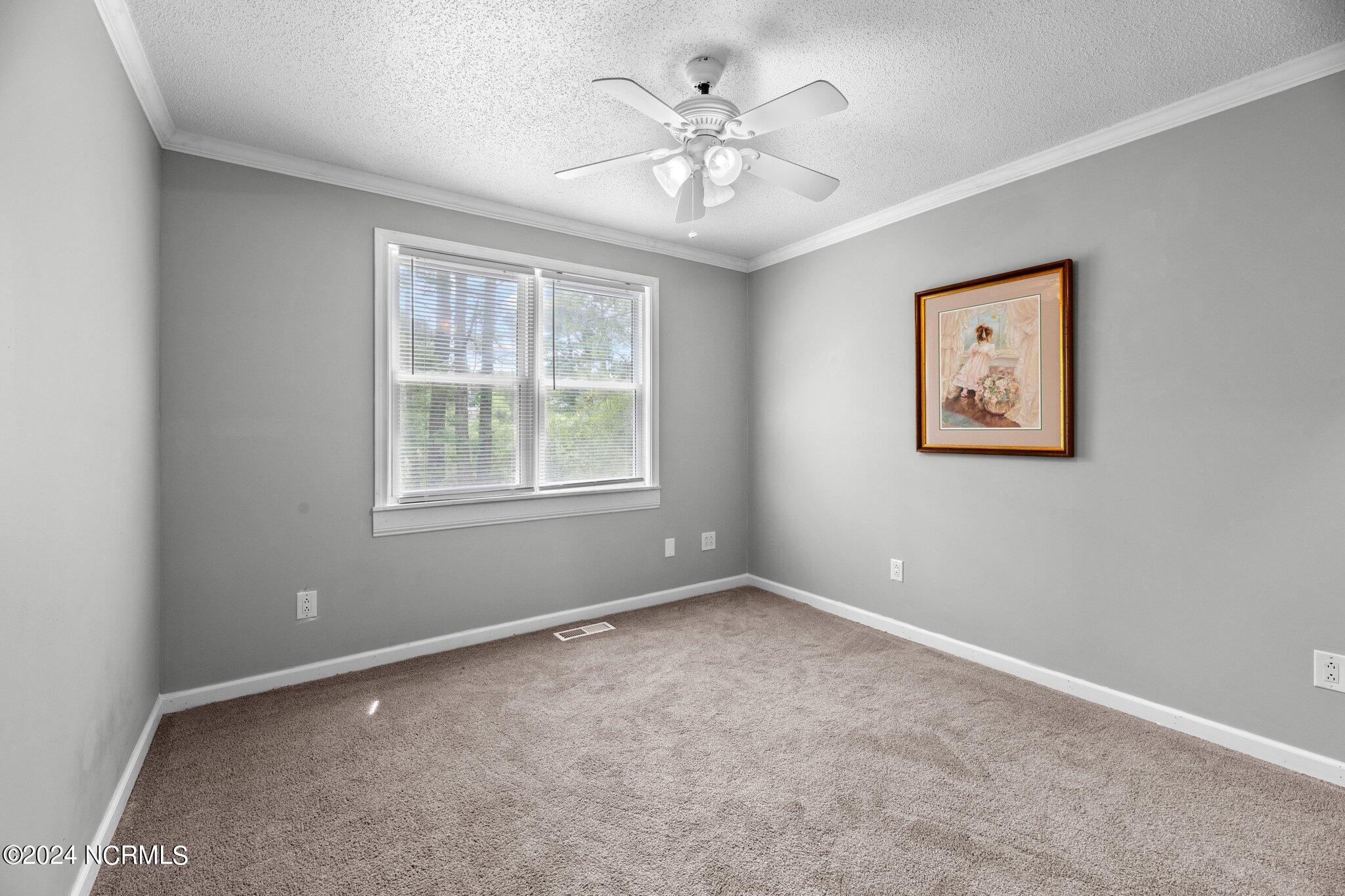 921 Hurricane Court Property Photo 12