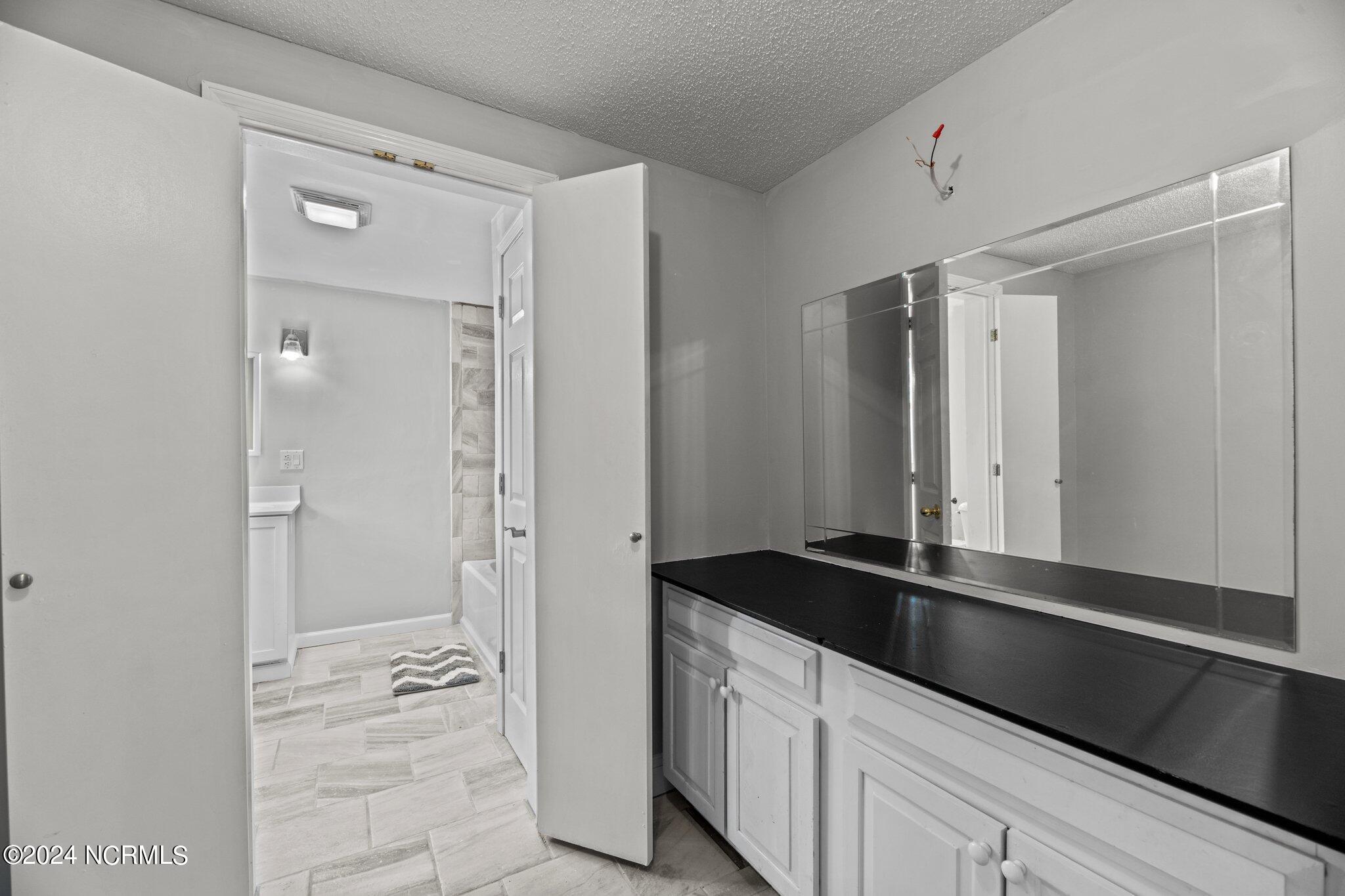 921 Hurricane Court Property Photo 15