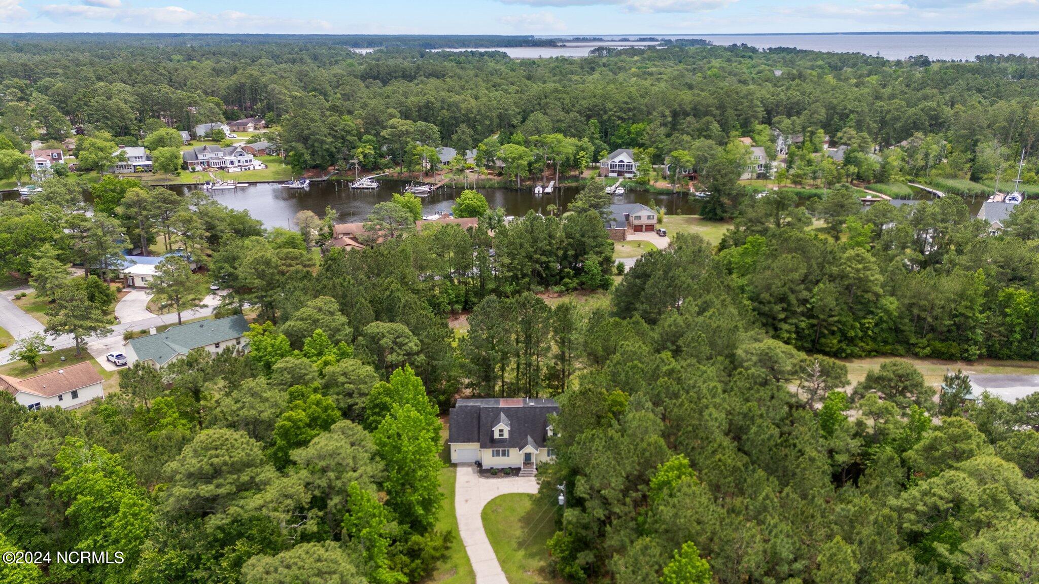 921 Hurricane Court Property Photo 25