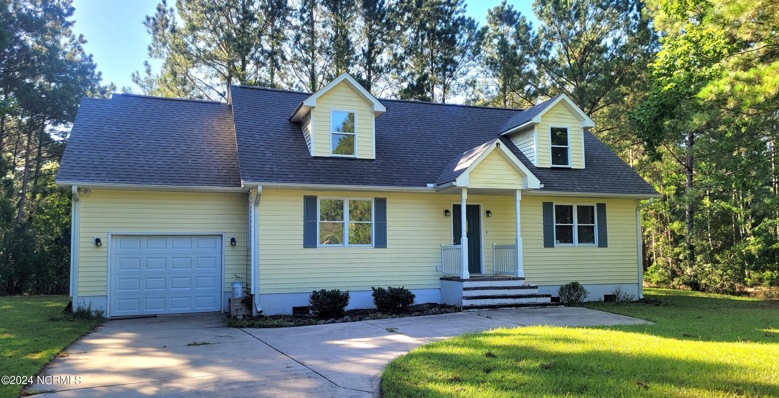 921 Hurricane Court Property Photo 32