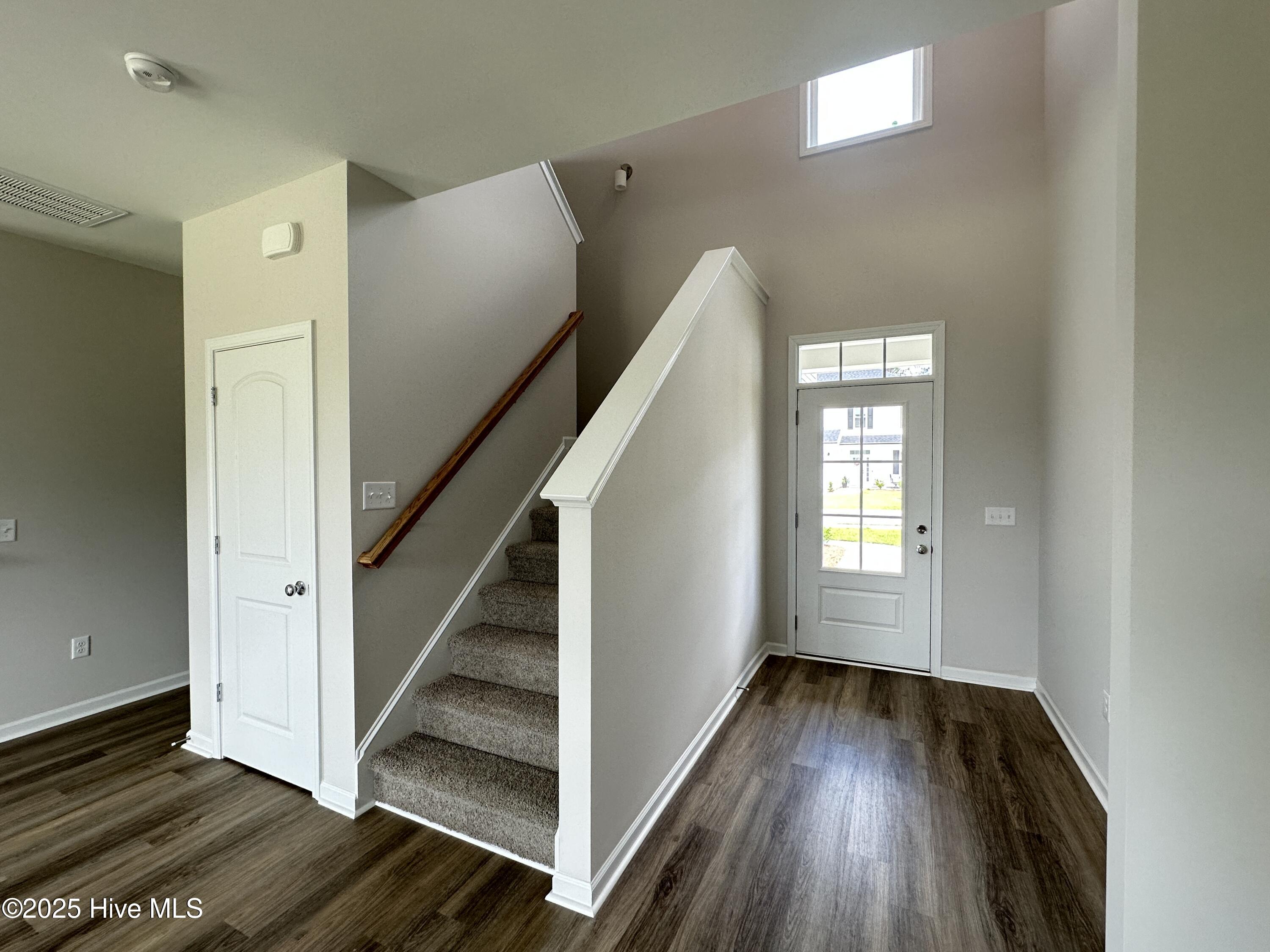 817 Red Sky Lane Property Photo 8