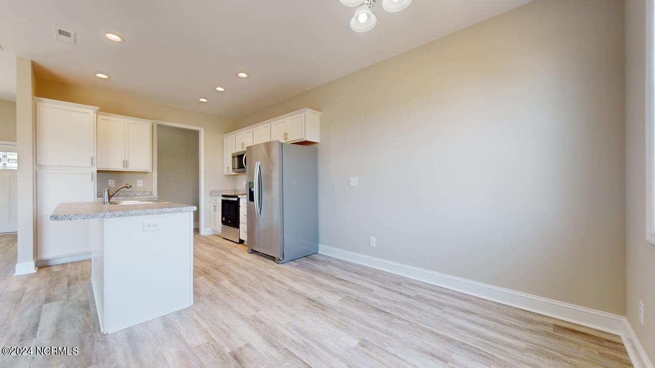 302 Starky Drive Property Photo 10