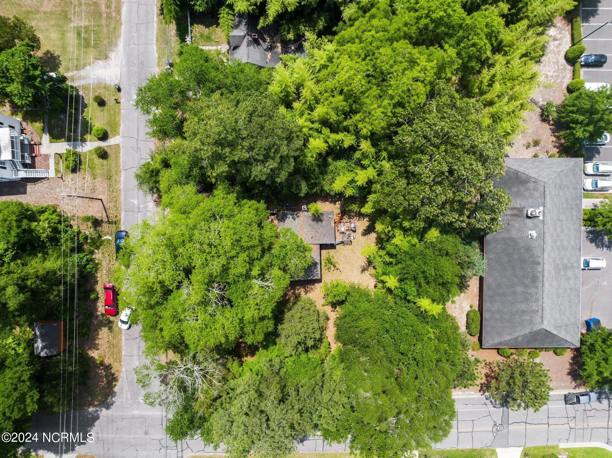 450 W New Hampshire Avenue Property Photo 19