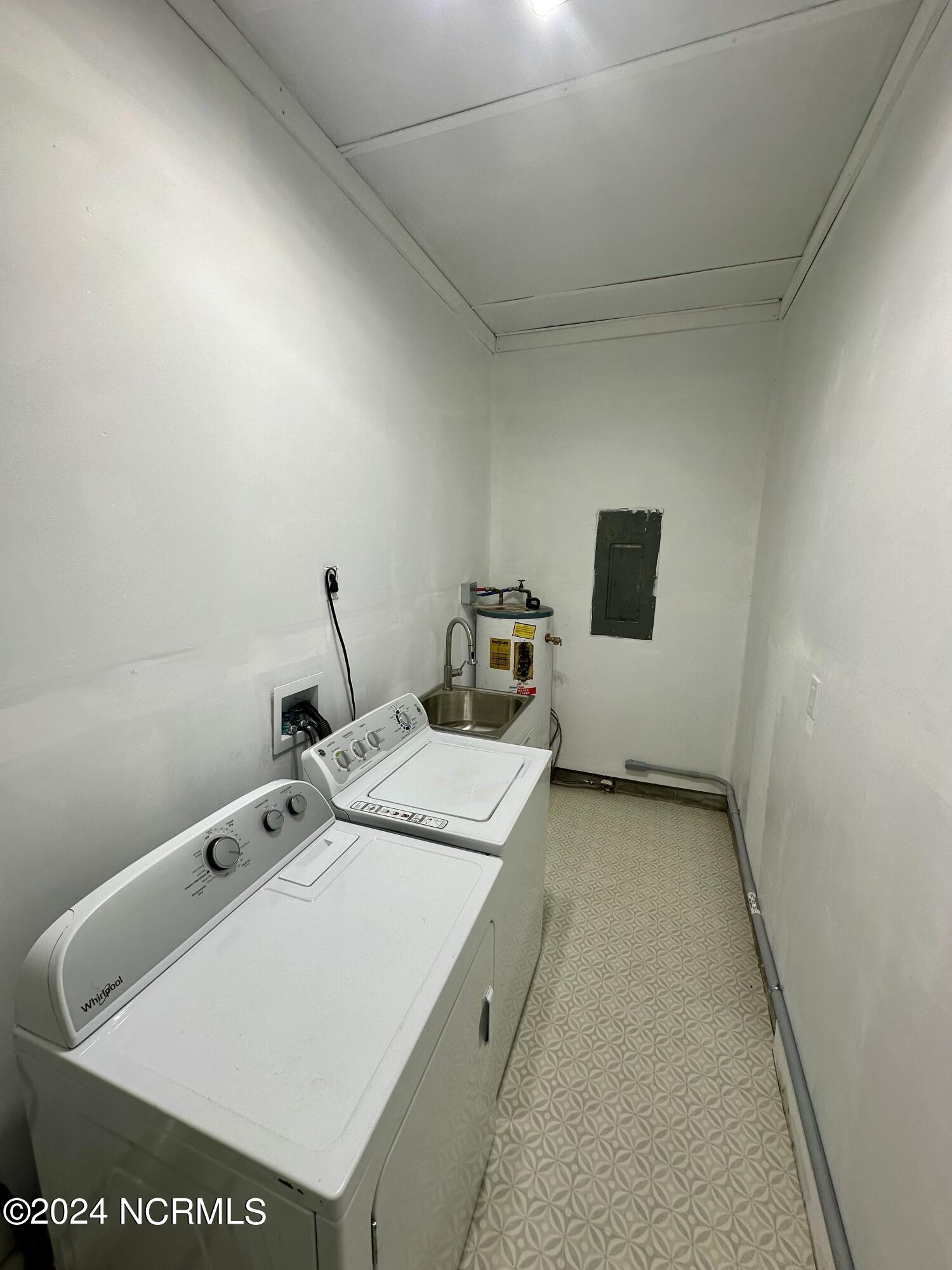 540 Browns School Road Property Photo 11