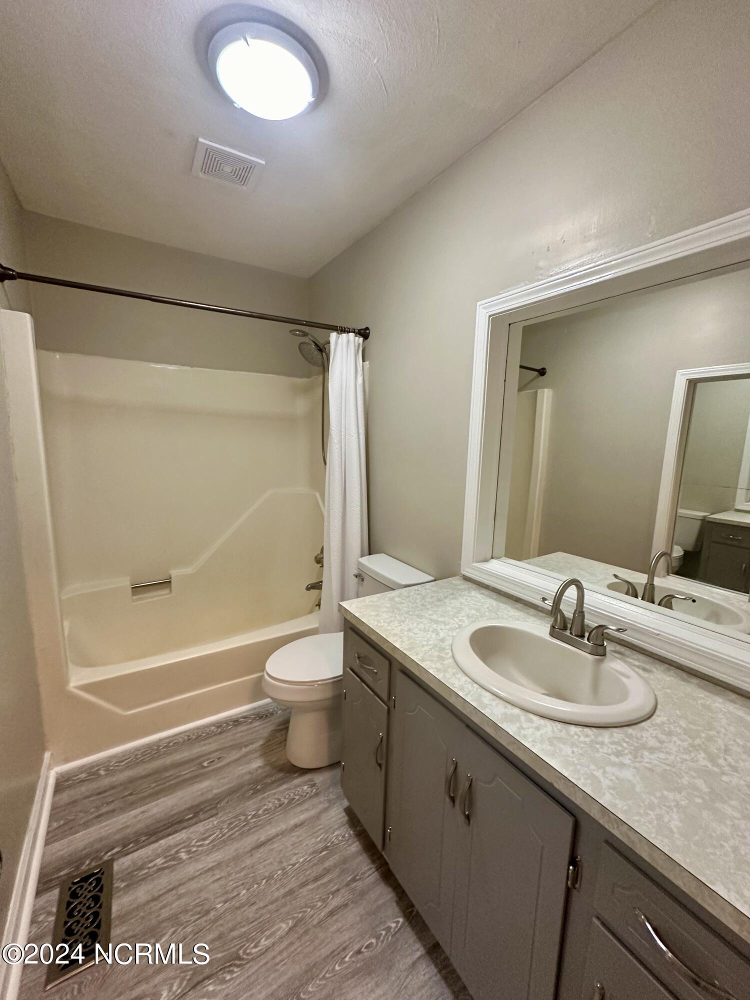 540 Browns School Road Property Photo 15