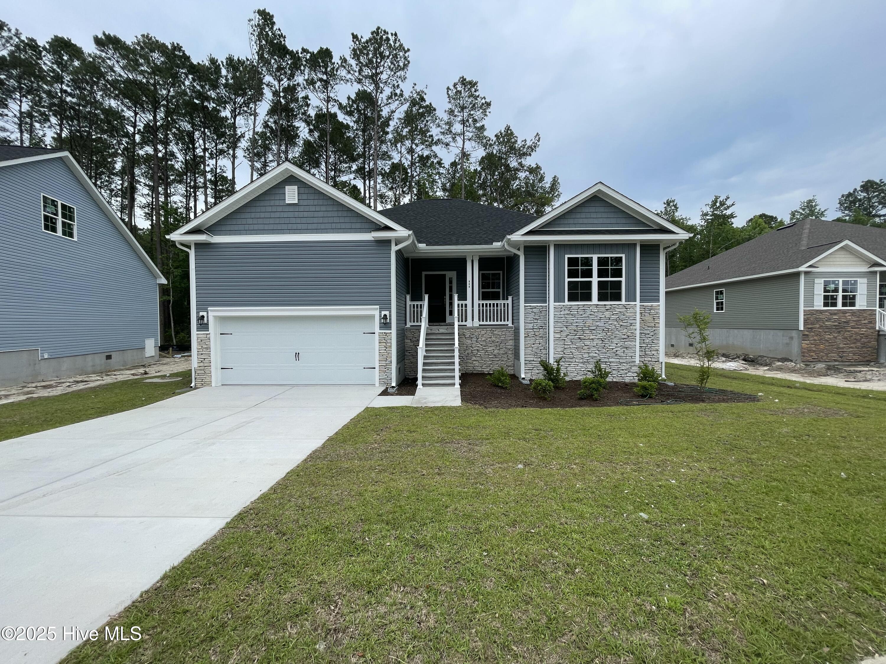 880 Pantego Boulevard Property Photo 4