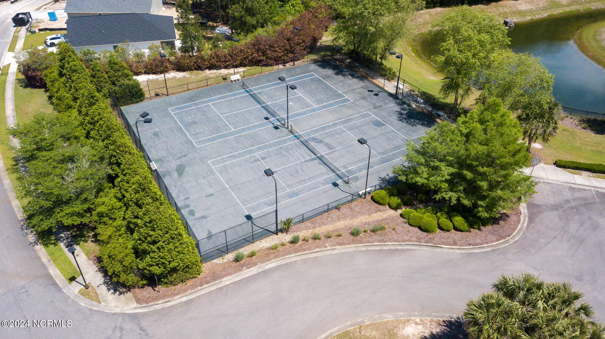 880 Pantego Boulevard Property Photo 8