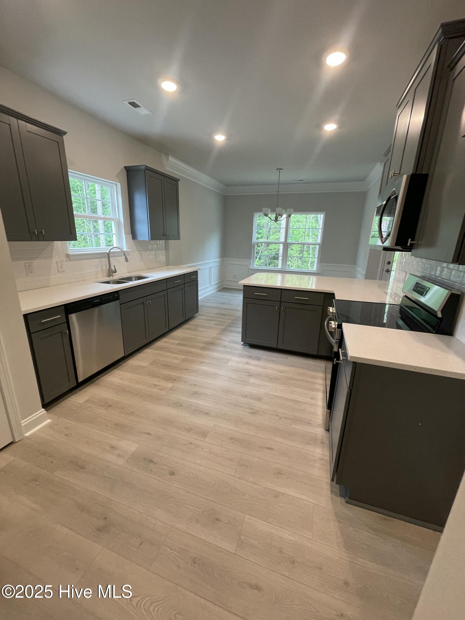 880 Pantego Boulevard Property Photo 14