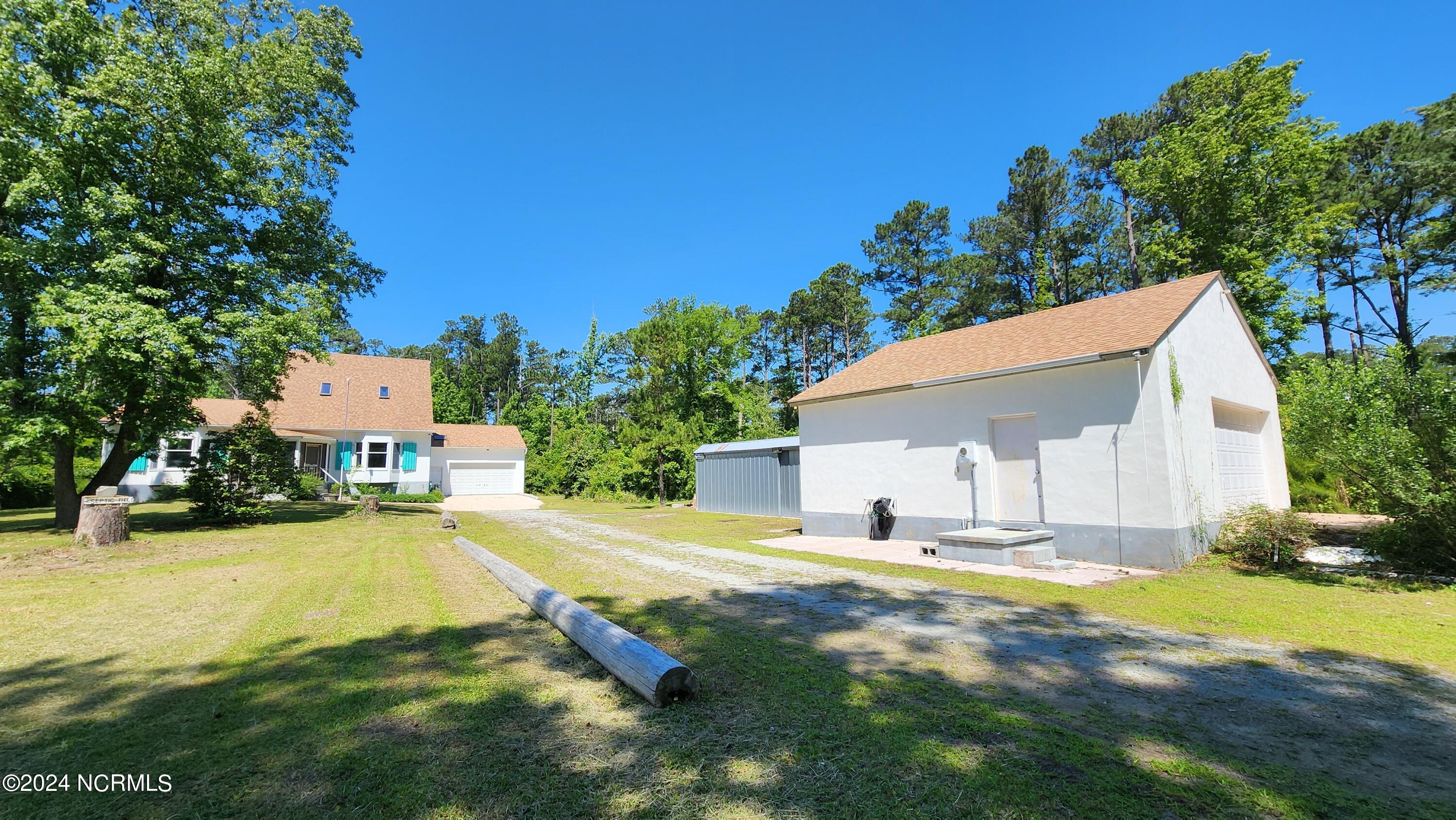 212 Old Nassau Road Property Photo 3