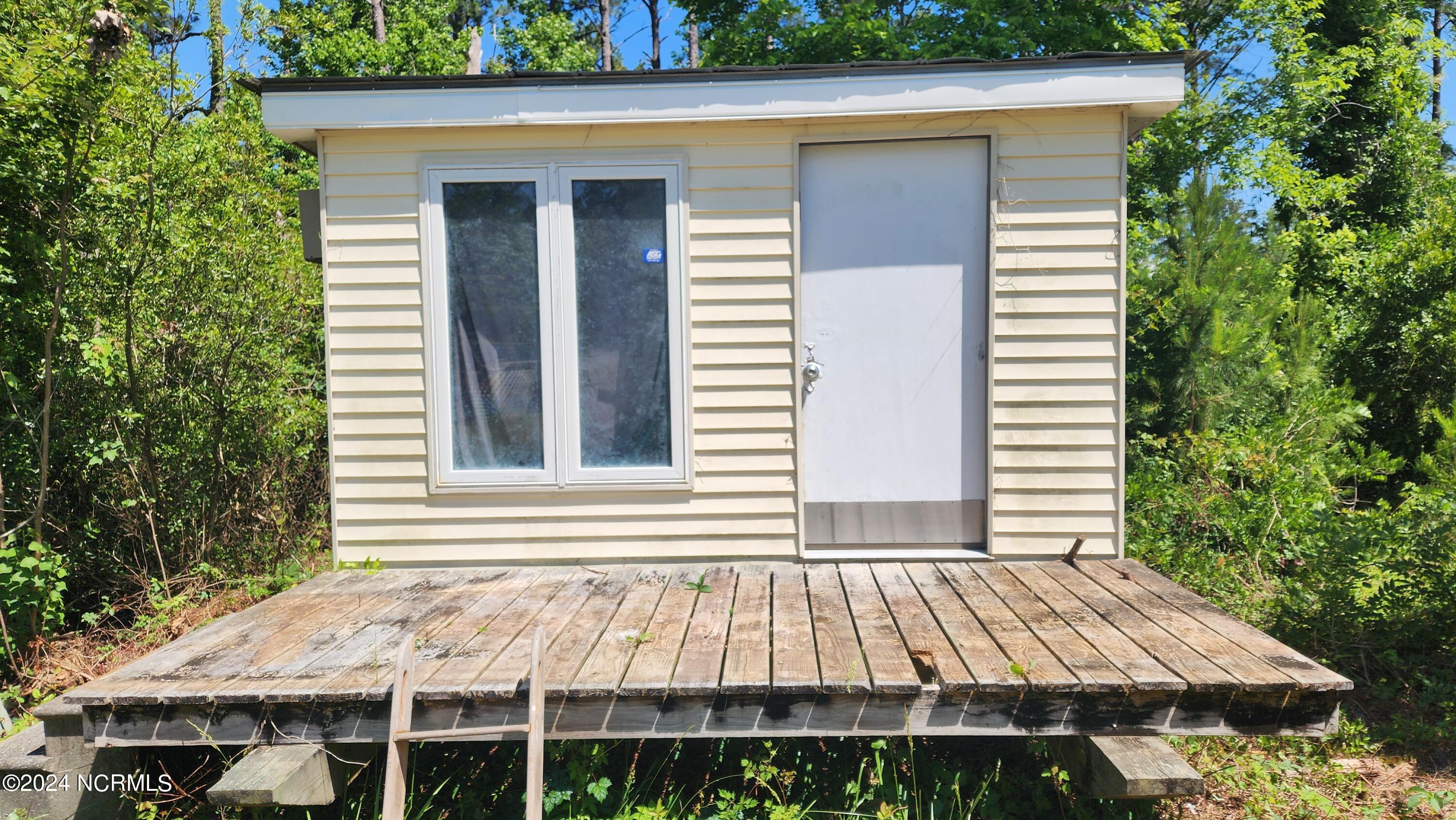 212 Old Nassau Road Property Photo 13