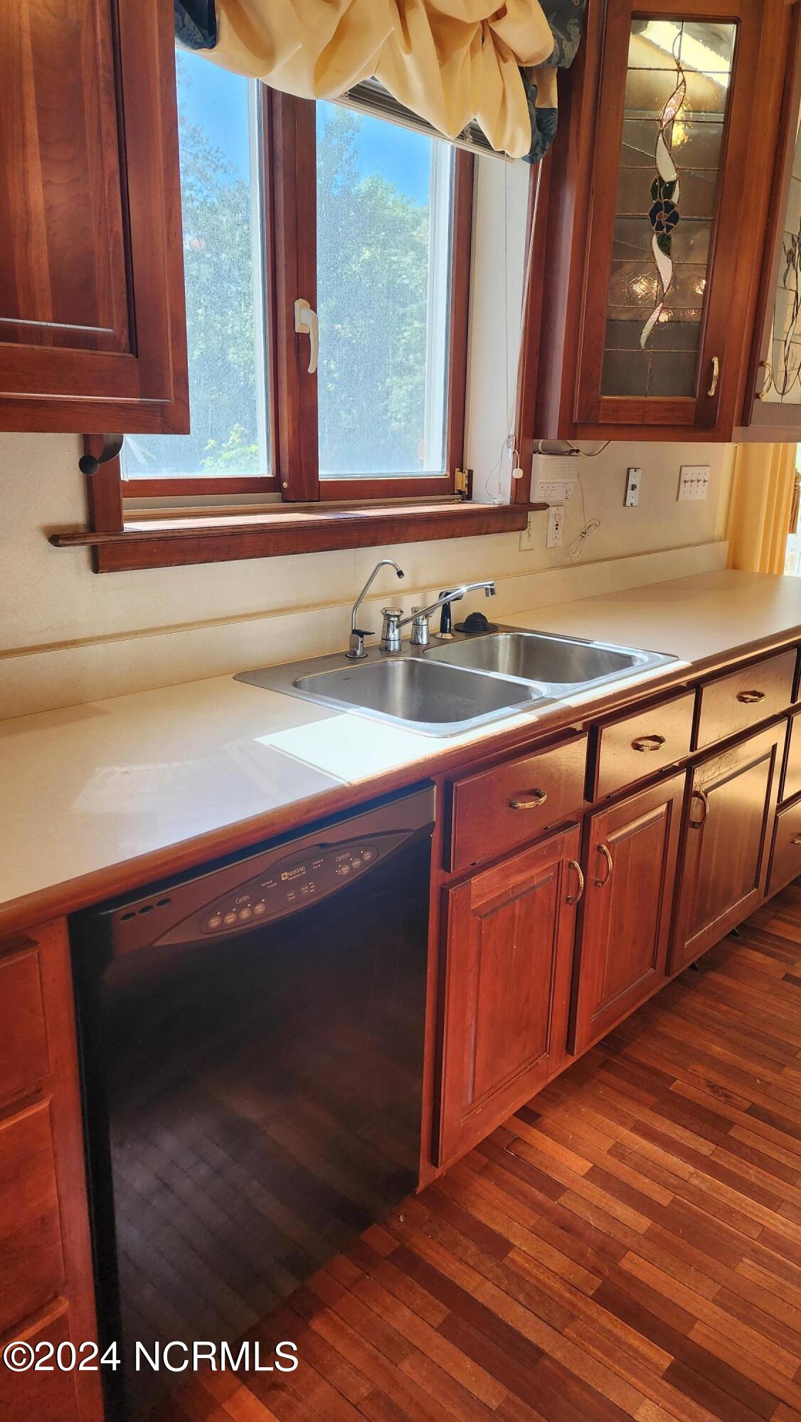 212 Old Nassau Road Property Photo 27