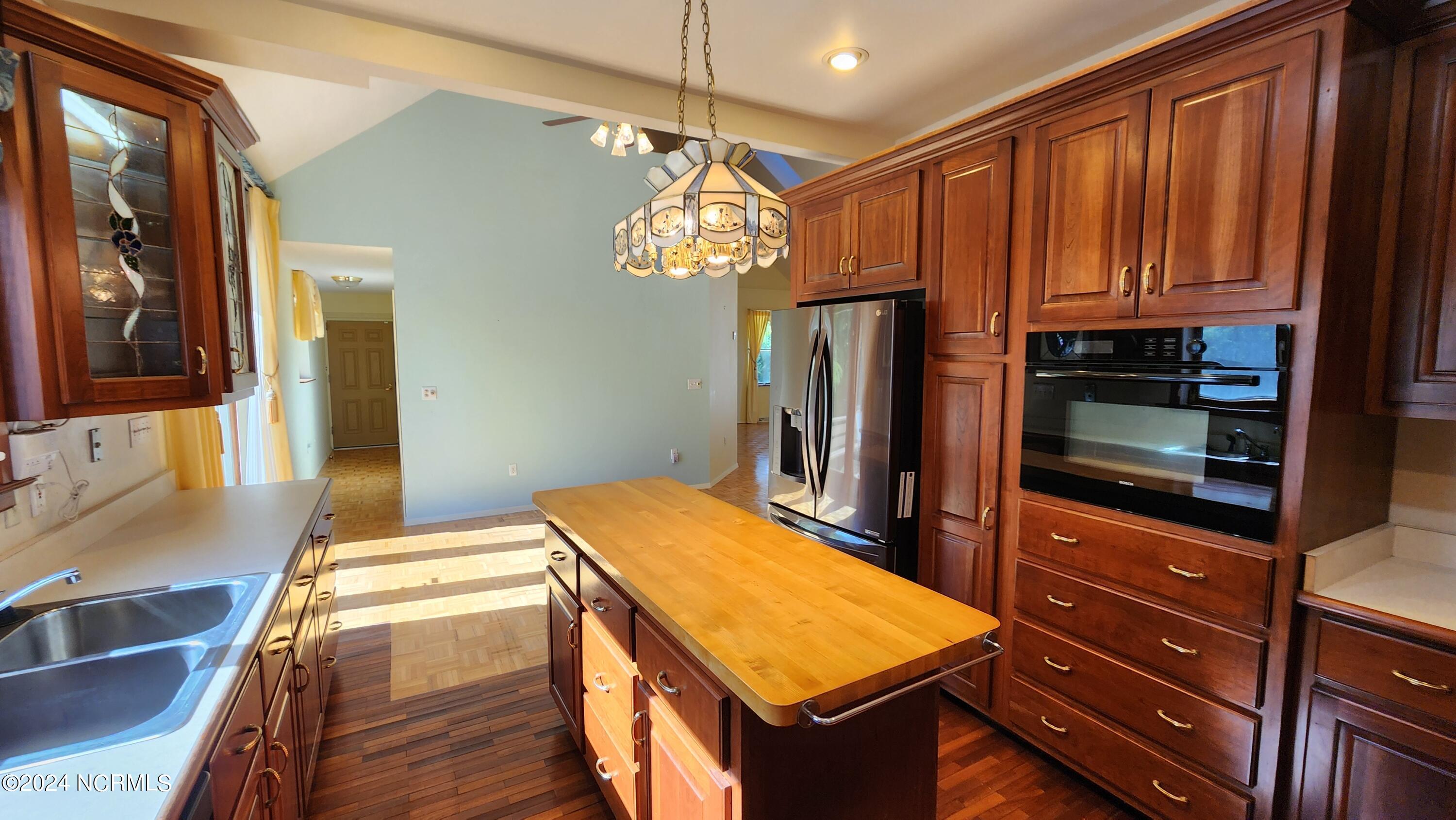 212 Old Nassau Road Property Photo 28