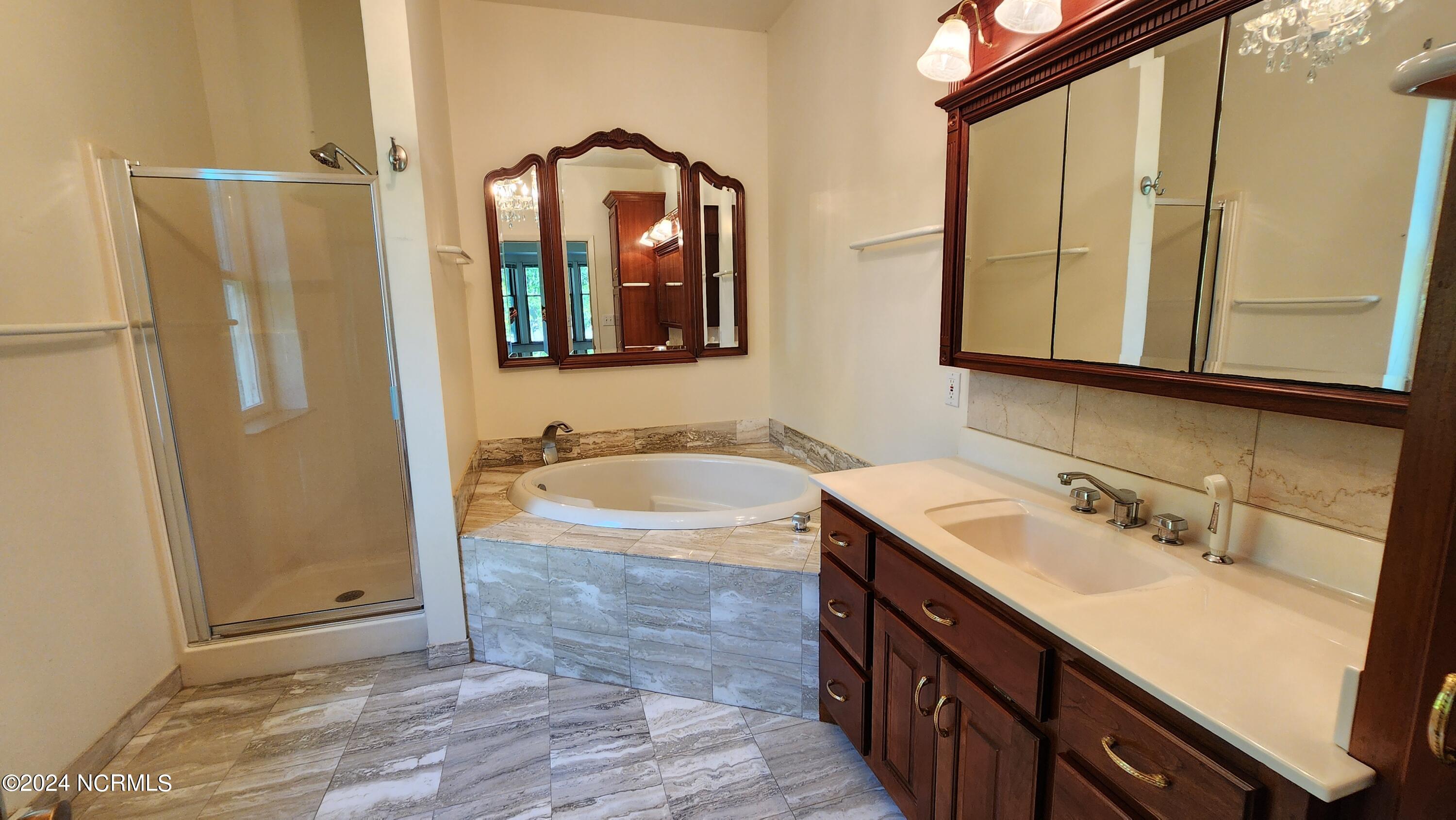 212 Old Nassau Road Property Photo 37