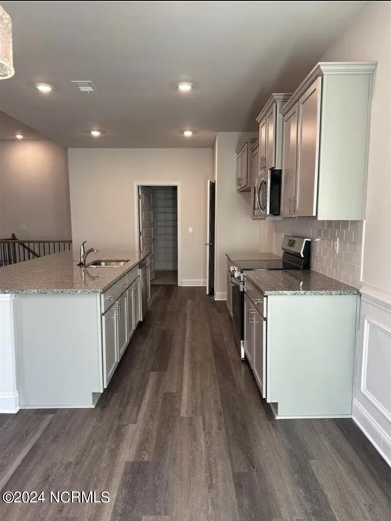 743 Saulston Circle Property Photo 17