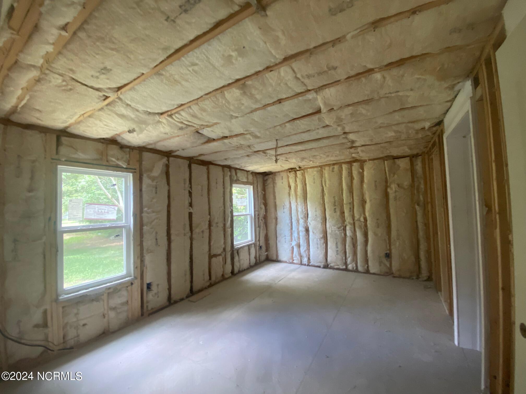 825 Wards Court Property Photo 7